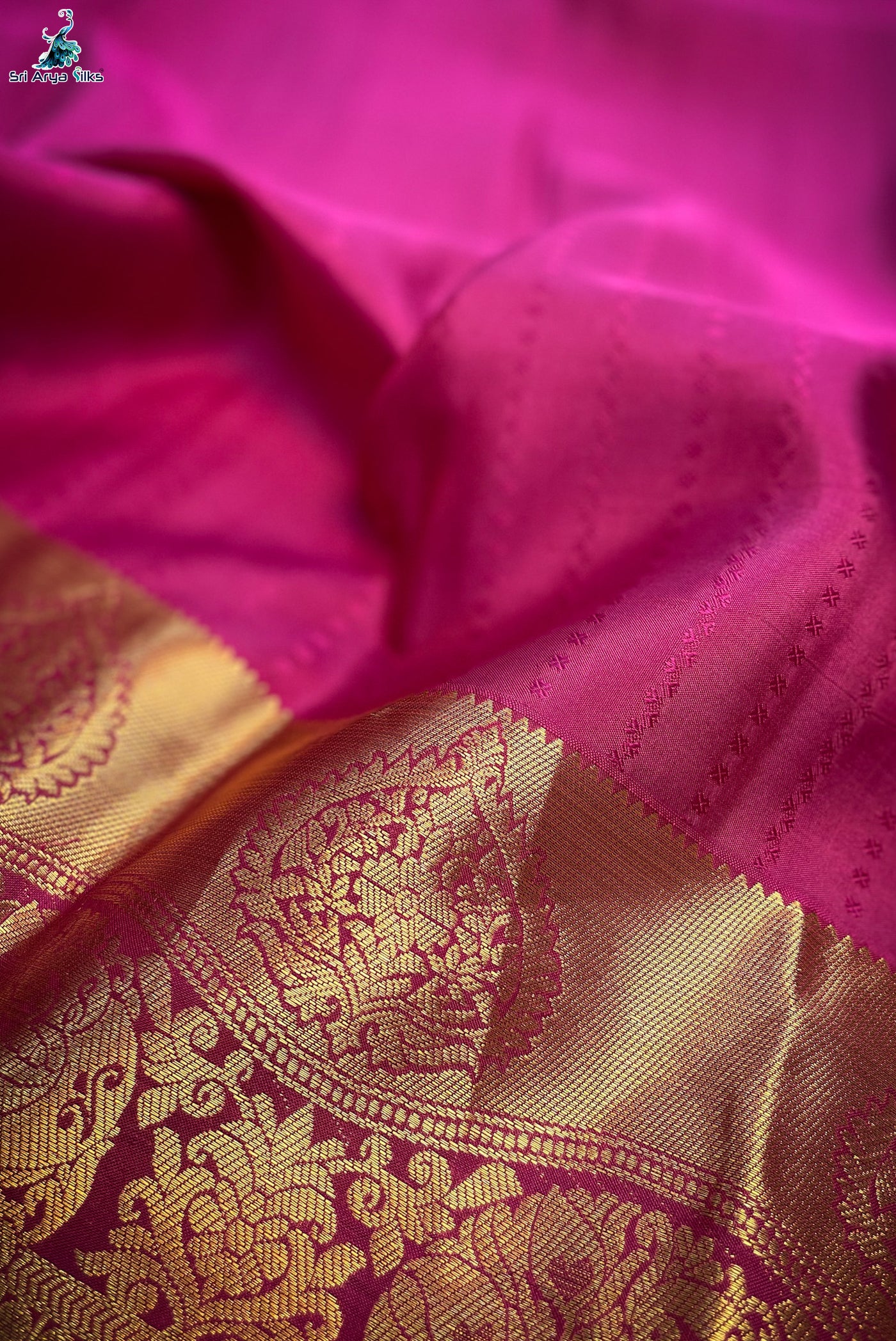 Blue Traditional Silk Saree With Pink Blouse & Buttas Pattern