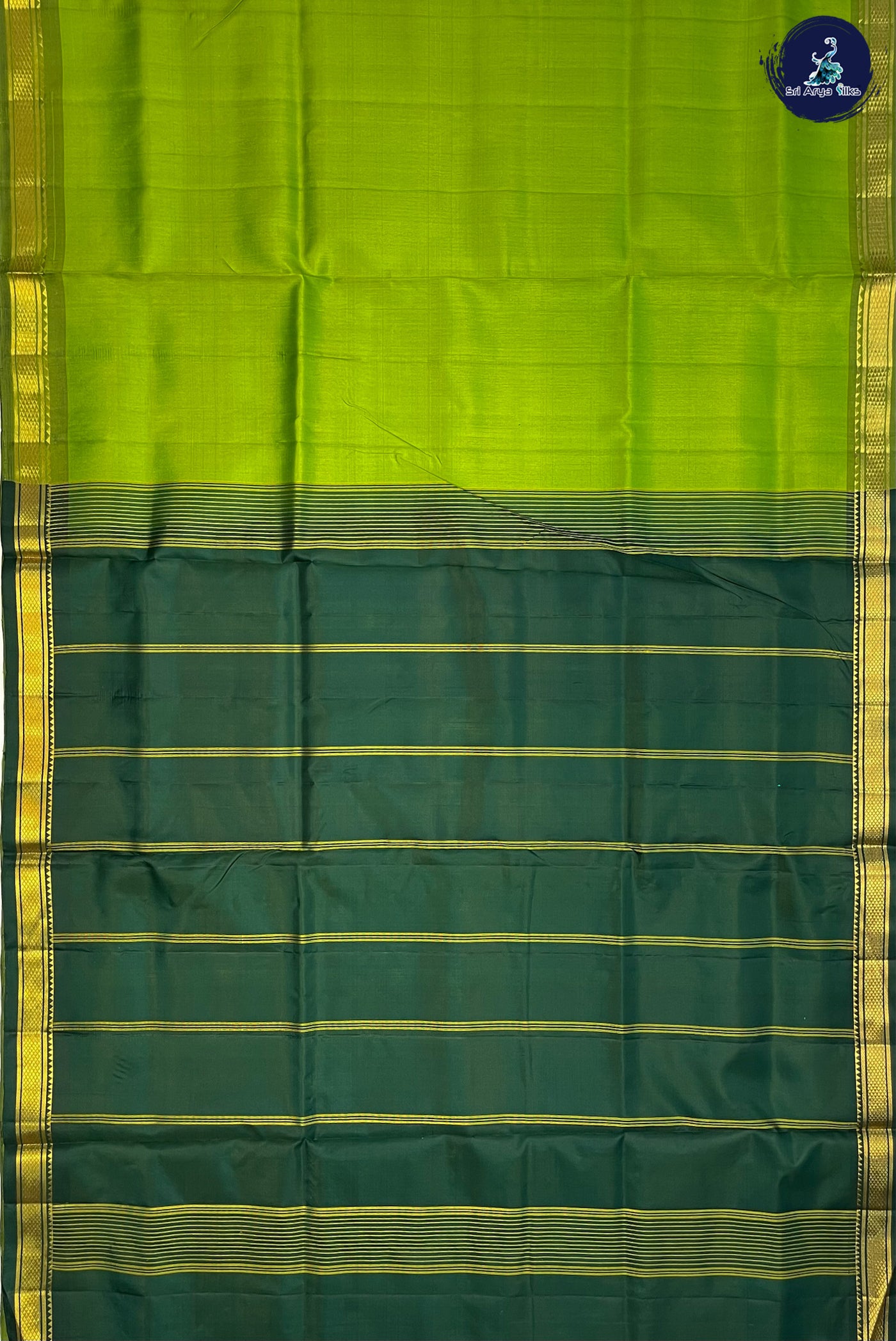 Lime Green Madisar 10 Yards Silk Saree With Plain Pattern