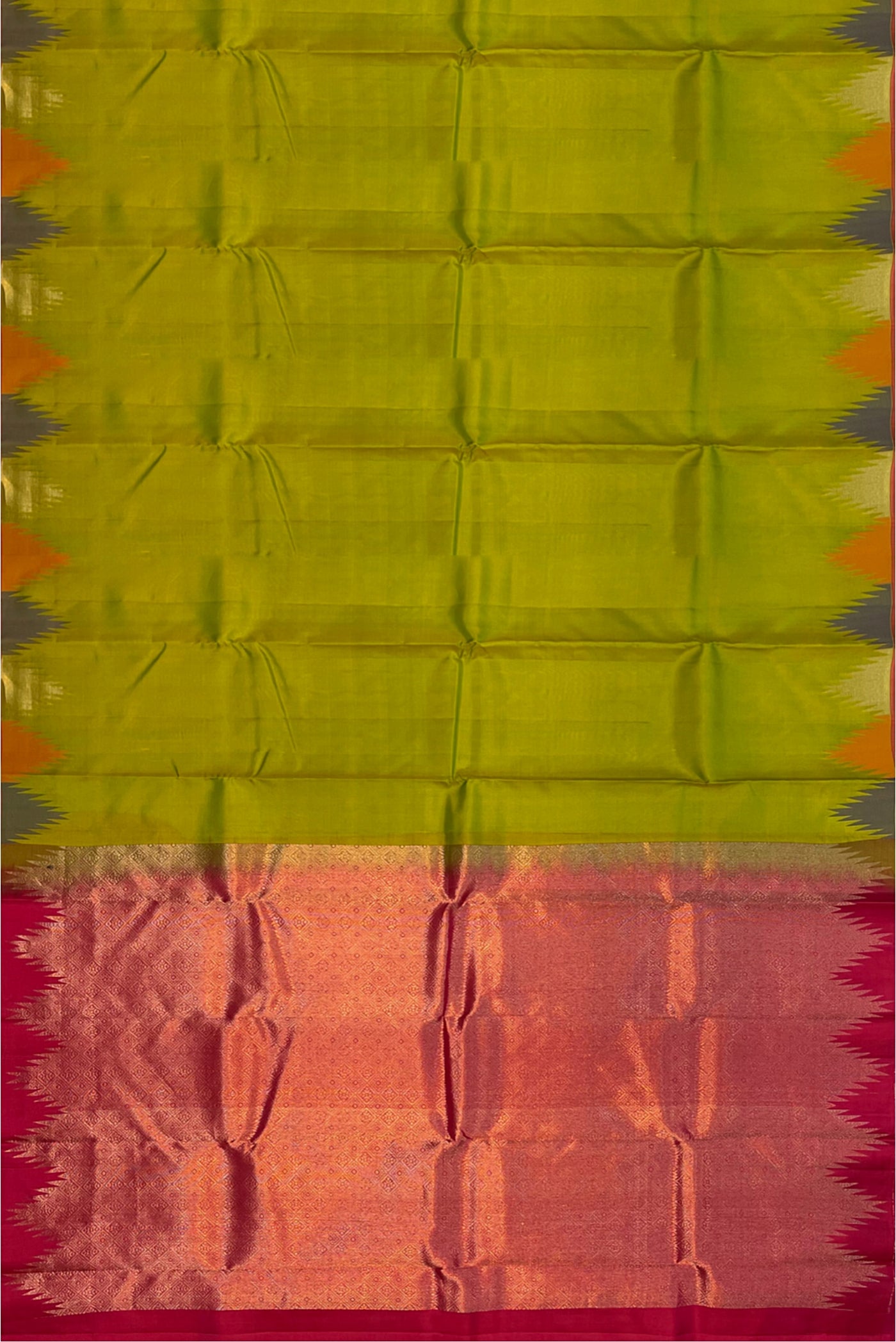 Lime Green Light Weight Silk Saree With Plain Pattern