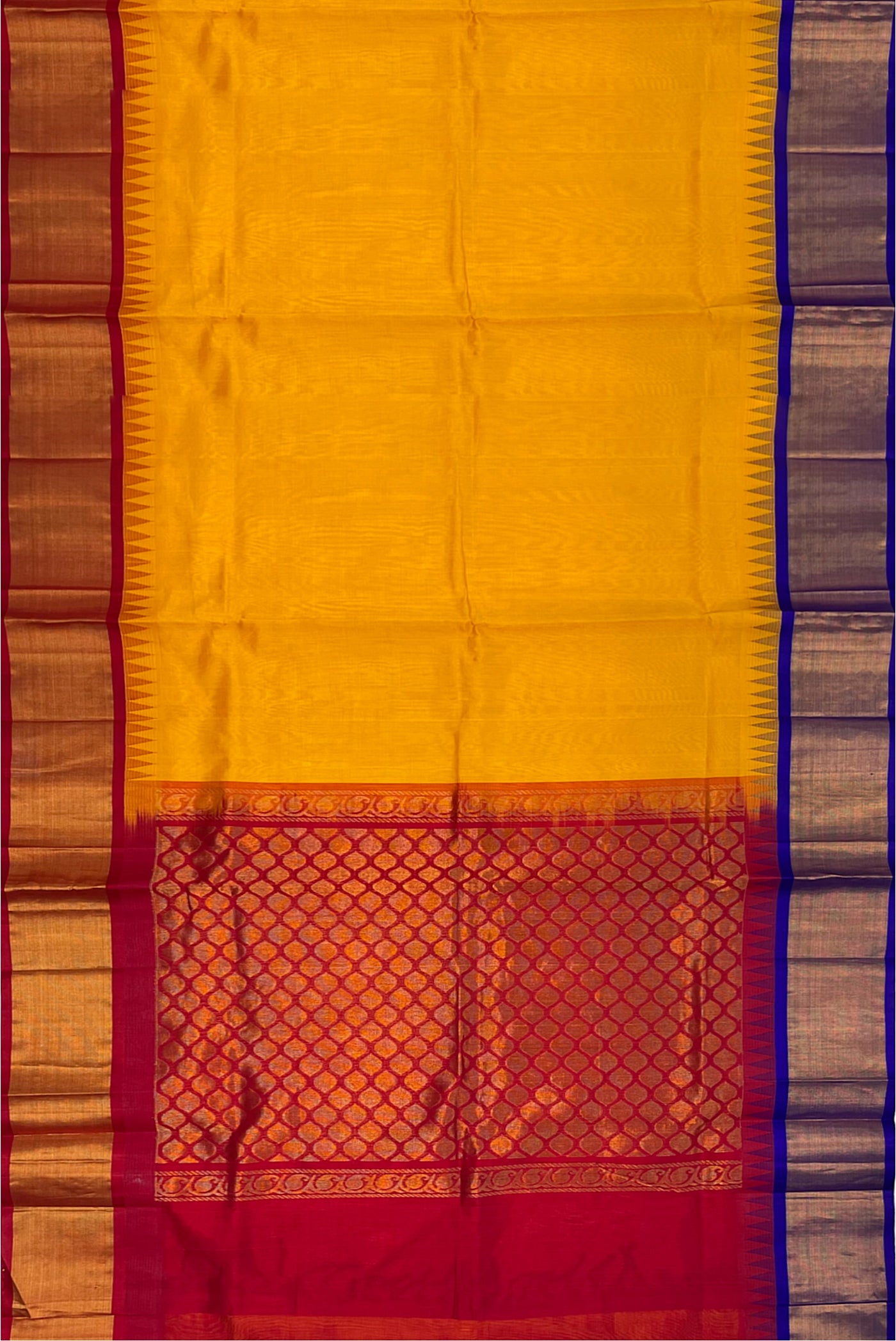 Mango Yellow Korvai Silk Cotton Saree With Plain Pattern