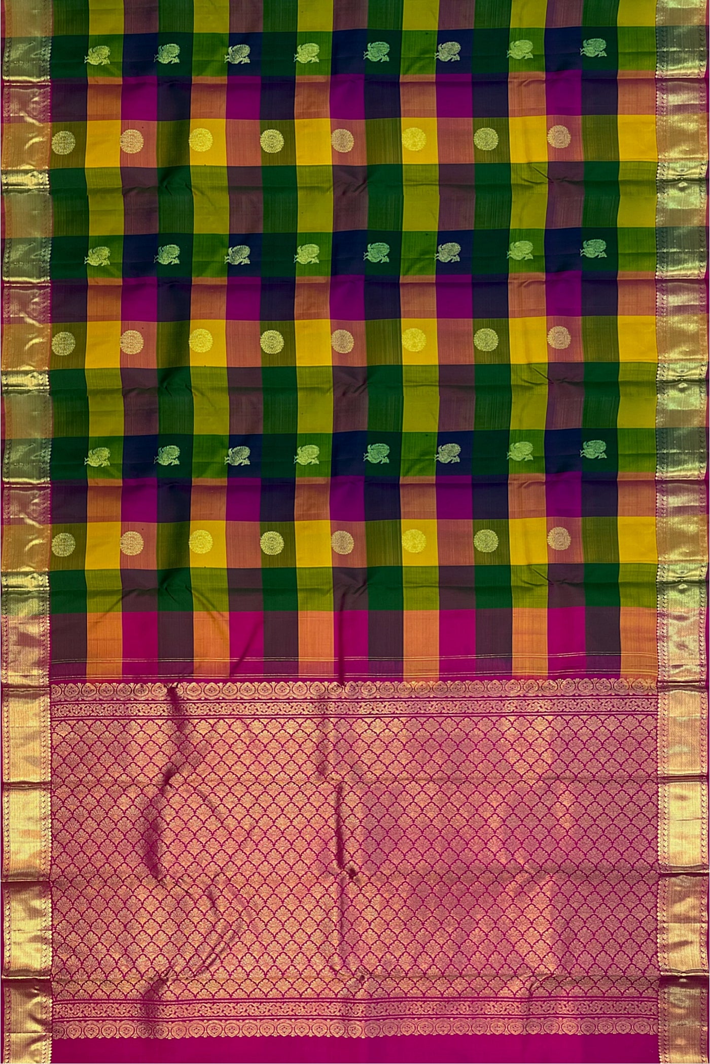 Multi Checked Saree With Checked Pattern
