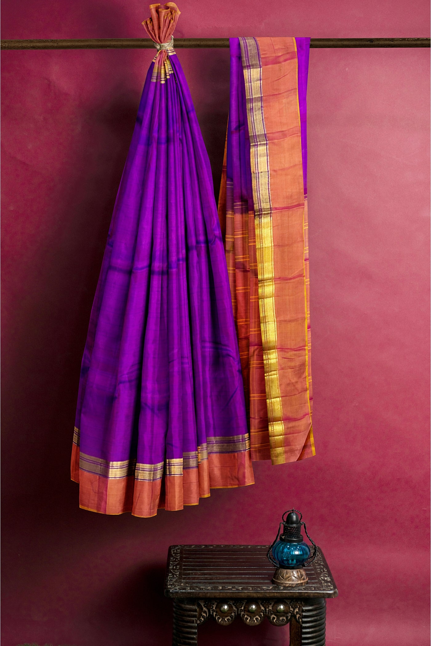Vadamalli Light Weight Silk Saree With Plain Pattern
