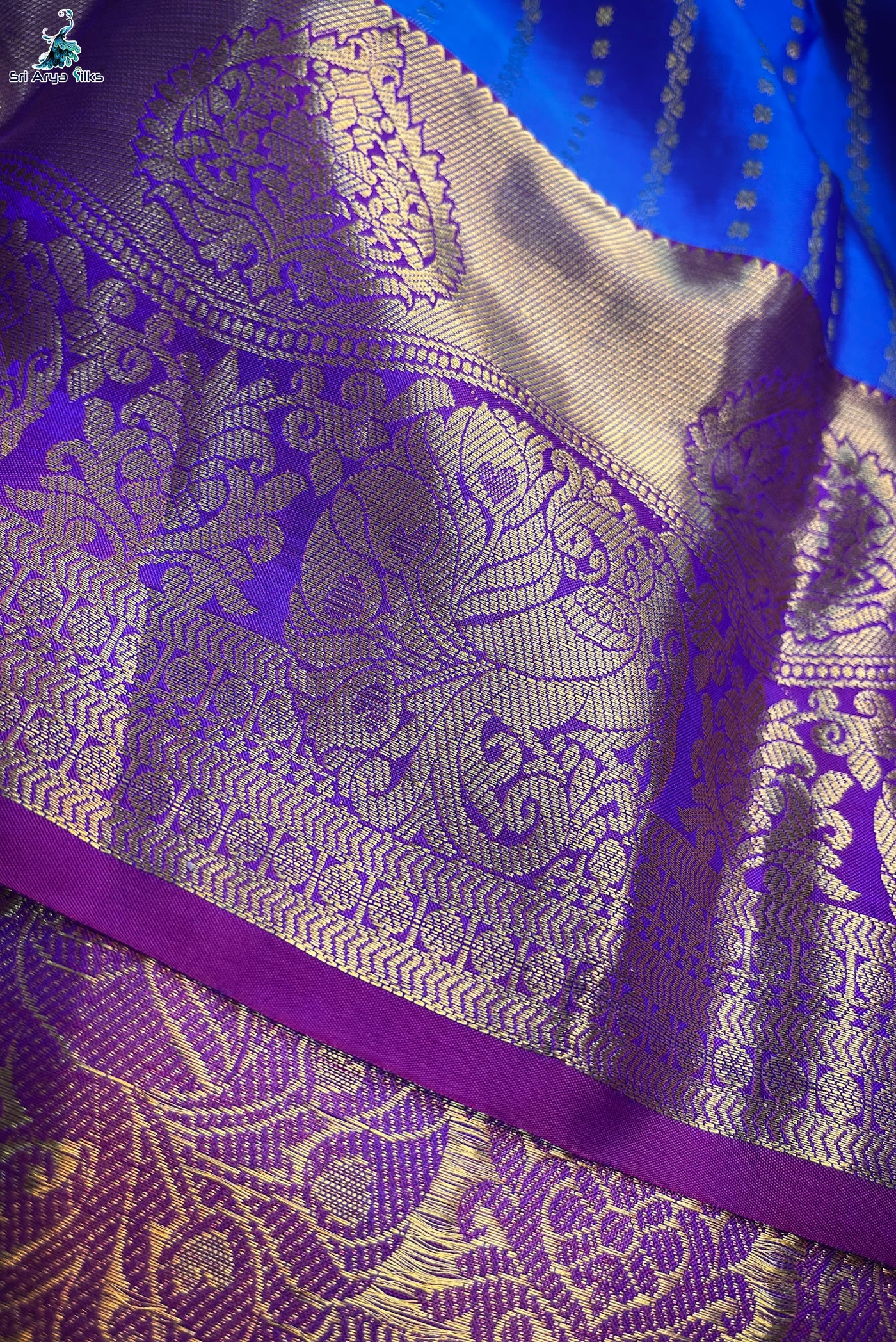 Blue Traditional Silk Saree With Pink Blouse & Buttas Pattern