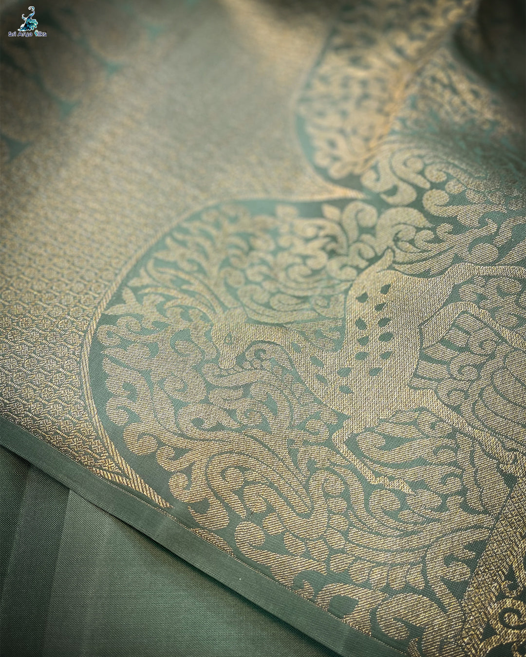 Dark Pista Green and Light Greyish Green Pure Kanchipuram Silk Saree