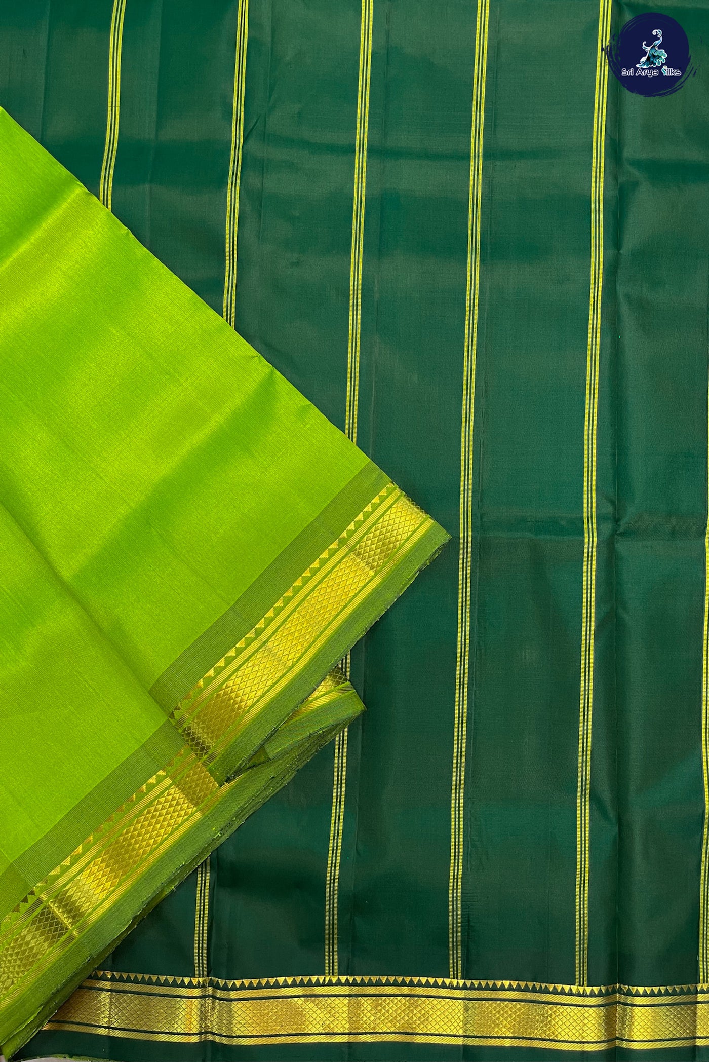 Lime Green Madisar 10 Yards Silk Saree With Plain Pattern