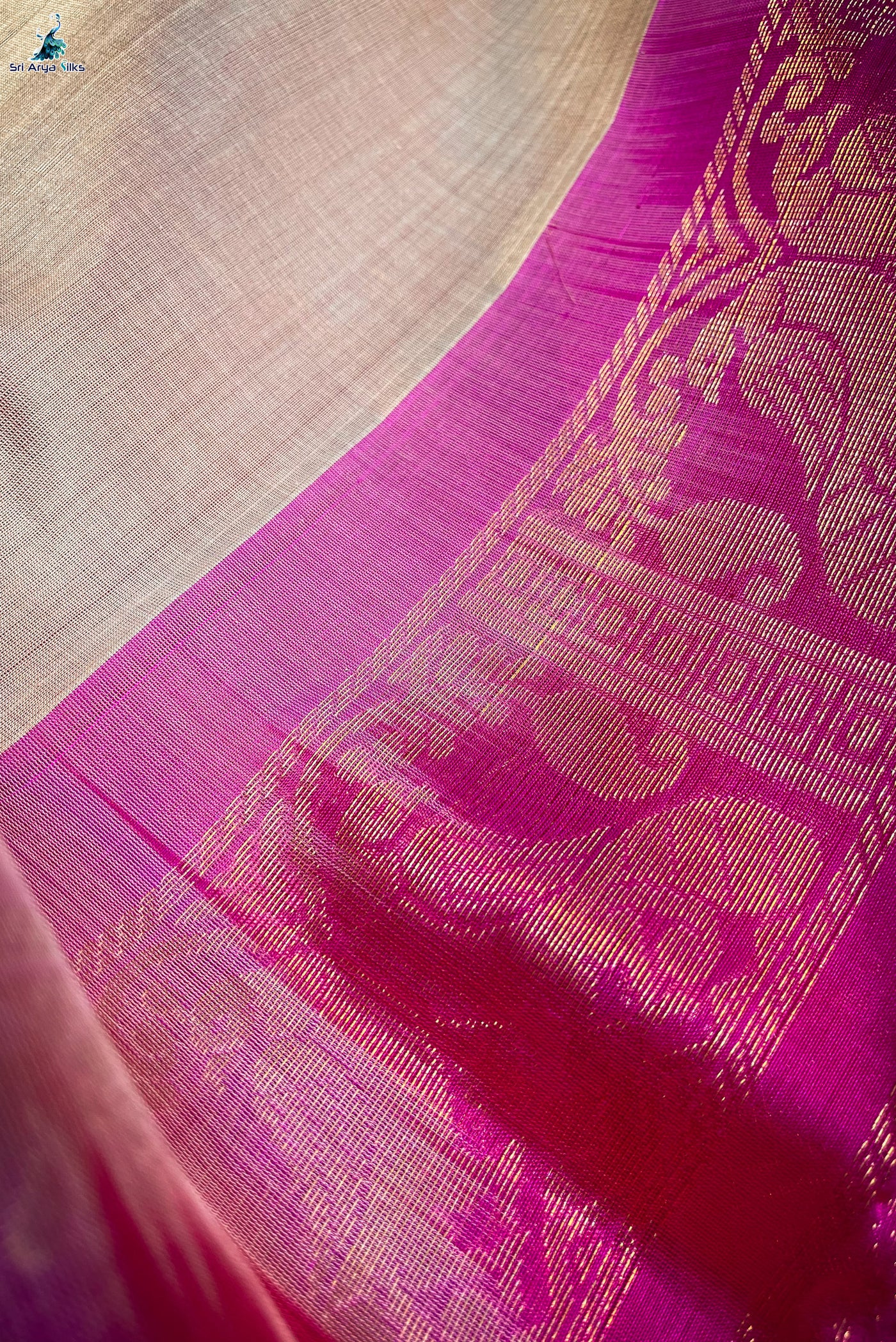 Beige Korvai Silk Cotton Saree With Plain Pattern