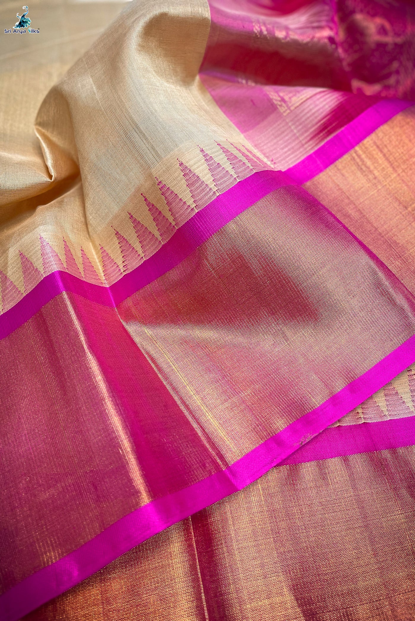 Beige Korvai Silk Cotton Saree With Plain Pattern