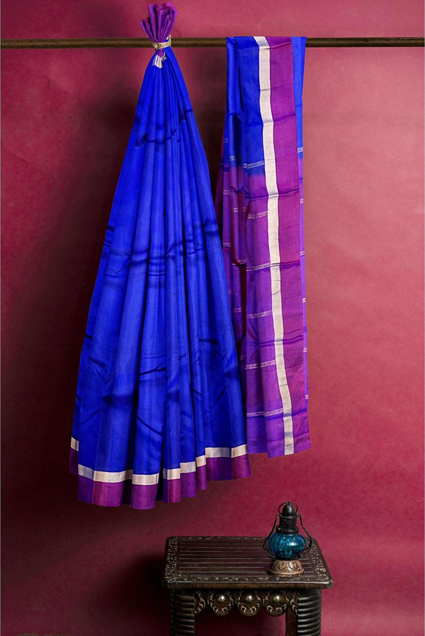 Royal Blue Light Weight Silk Saree With Plain Pattern