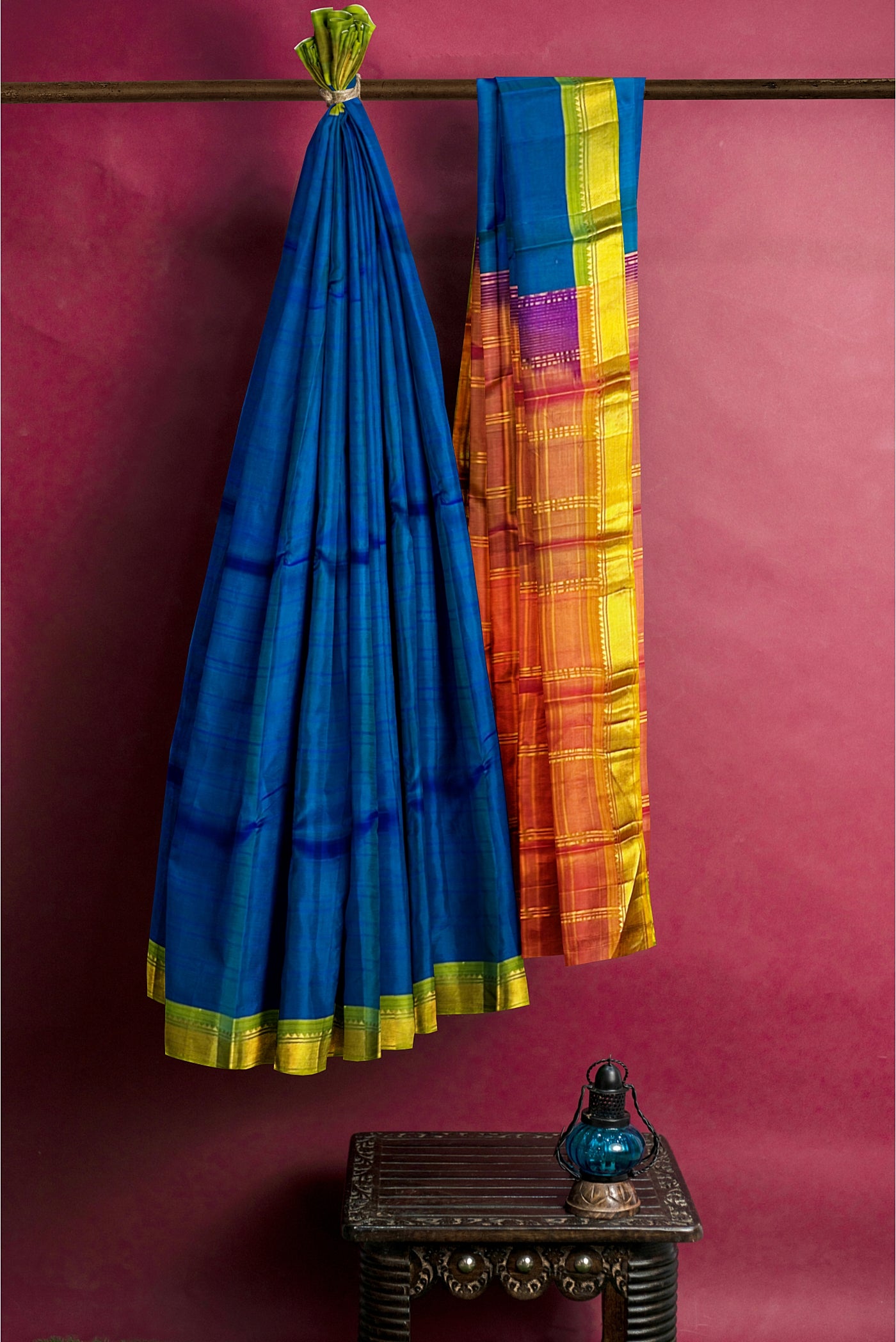 Dual Tone Blue Light Weight Silk Saree With Plain Pattern