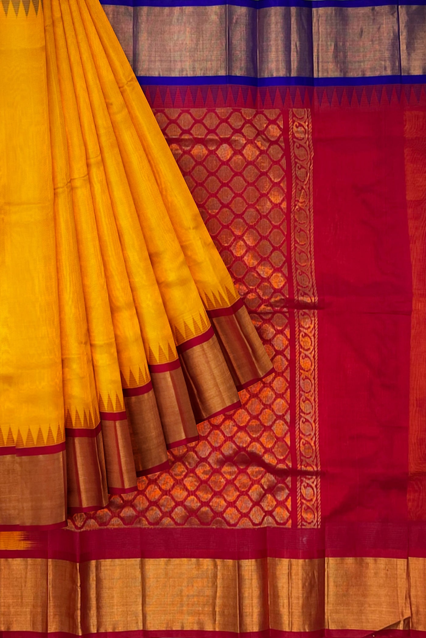 Mango Yellow Korvai Silk Cotton Saree With Plain Pattern