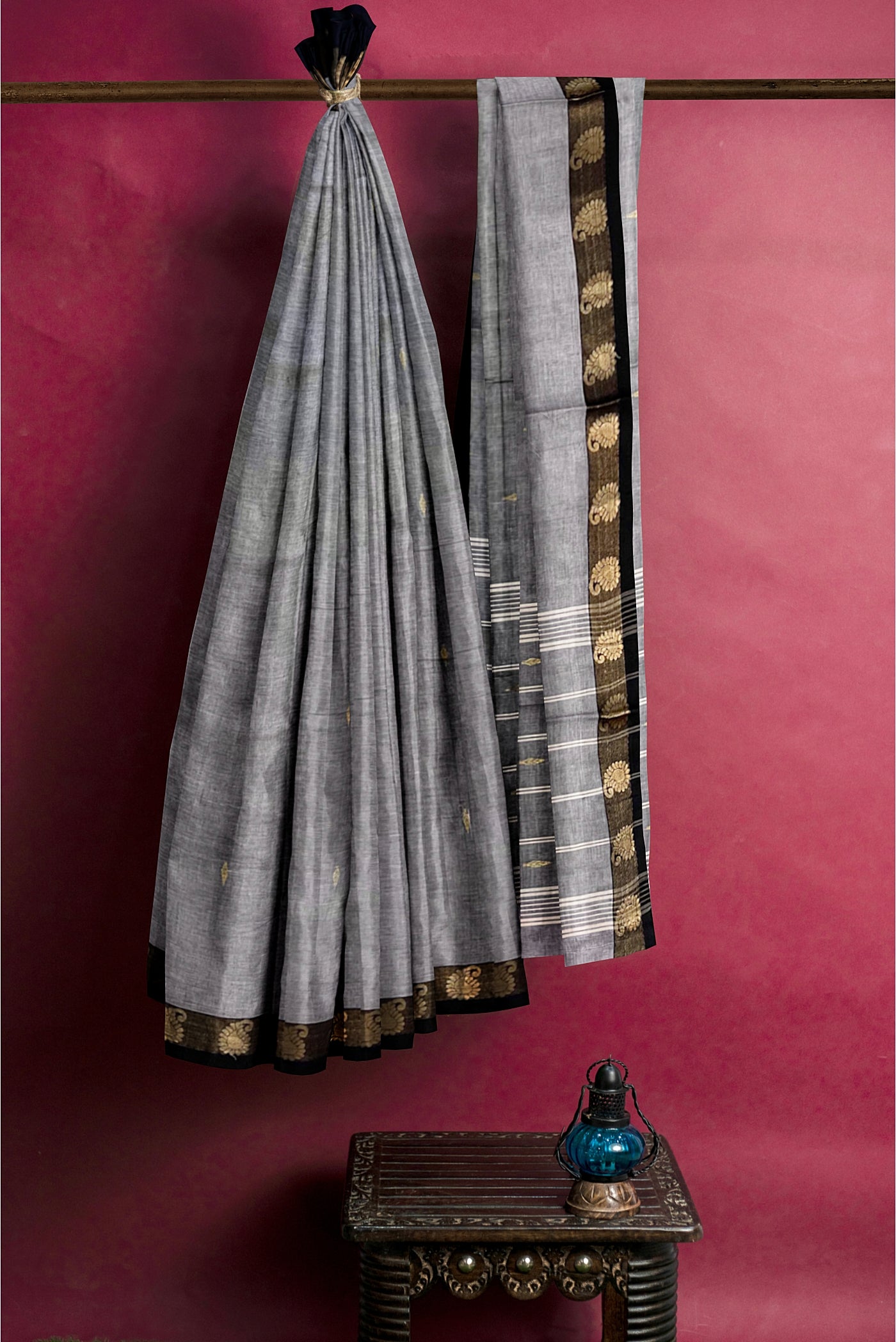 Grey Cotton Saree With Zari Buttas Pattern