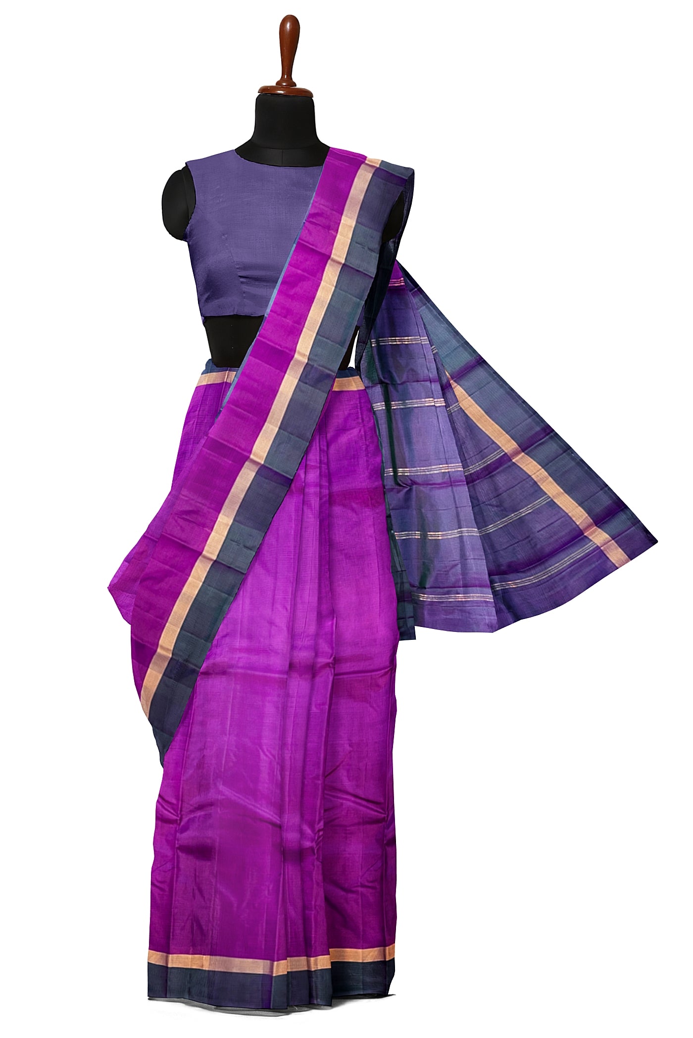 Purple Light Weight Silk Saree With Plain Pattern