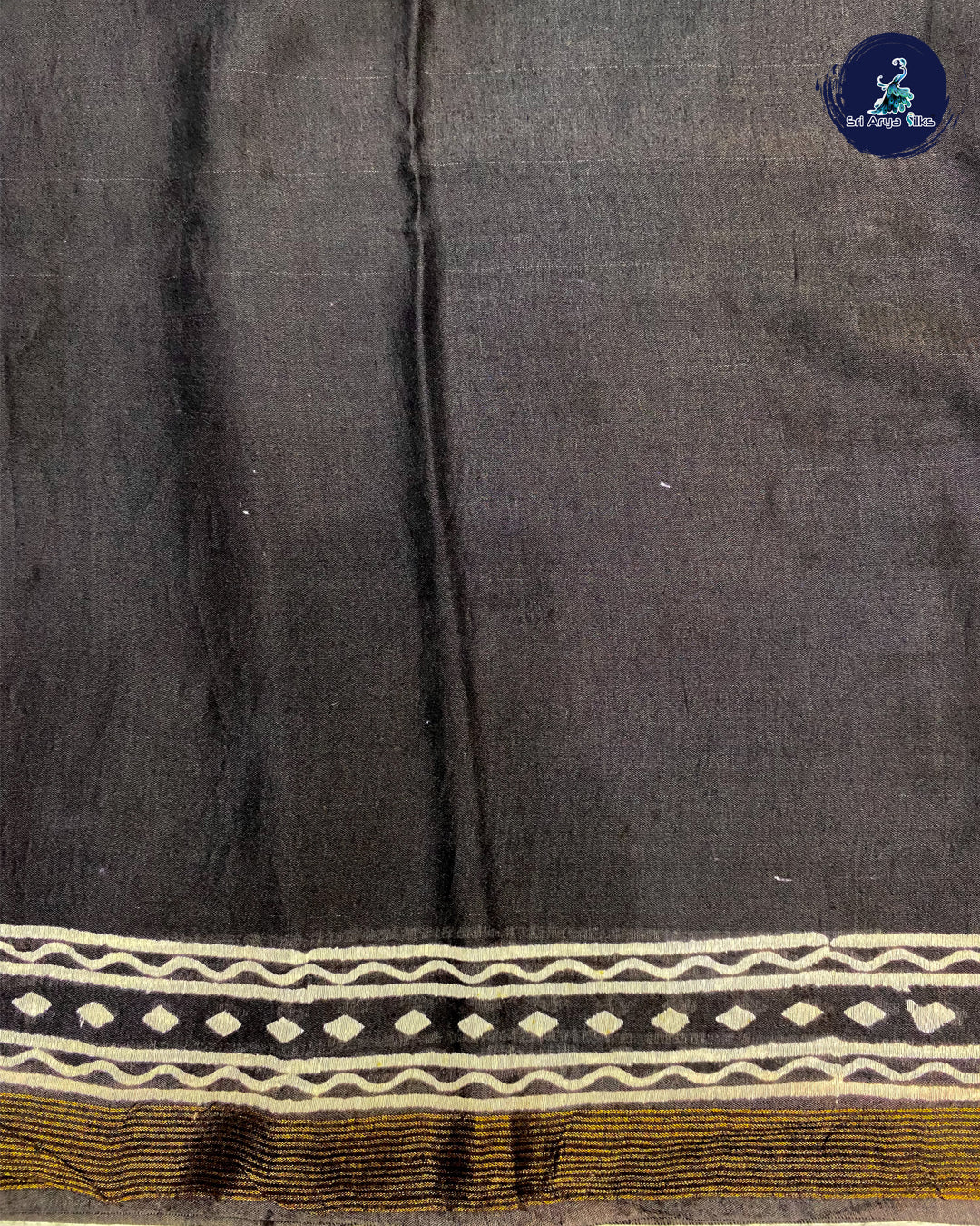 Black Casual Saree With Black Blouse & Stripes Pattern