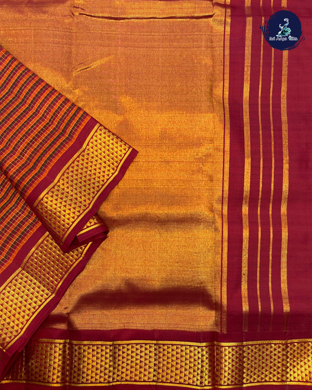 Maroon and Green Podi Kattam 10 yards Silk Saree