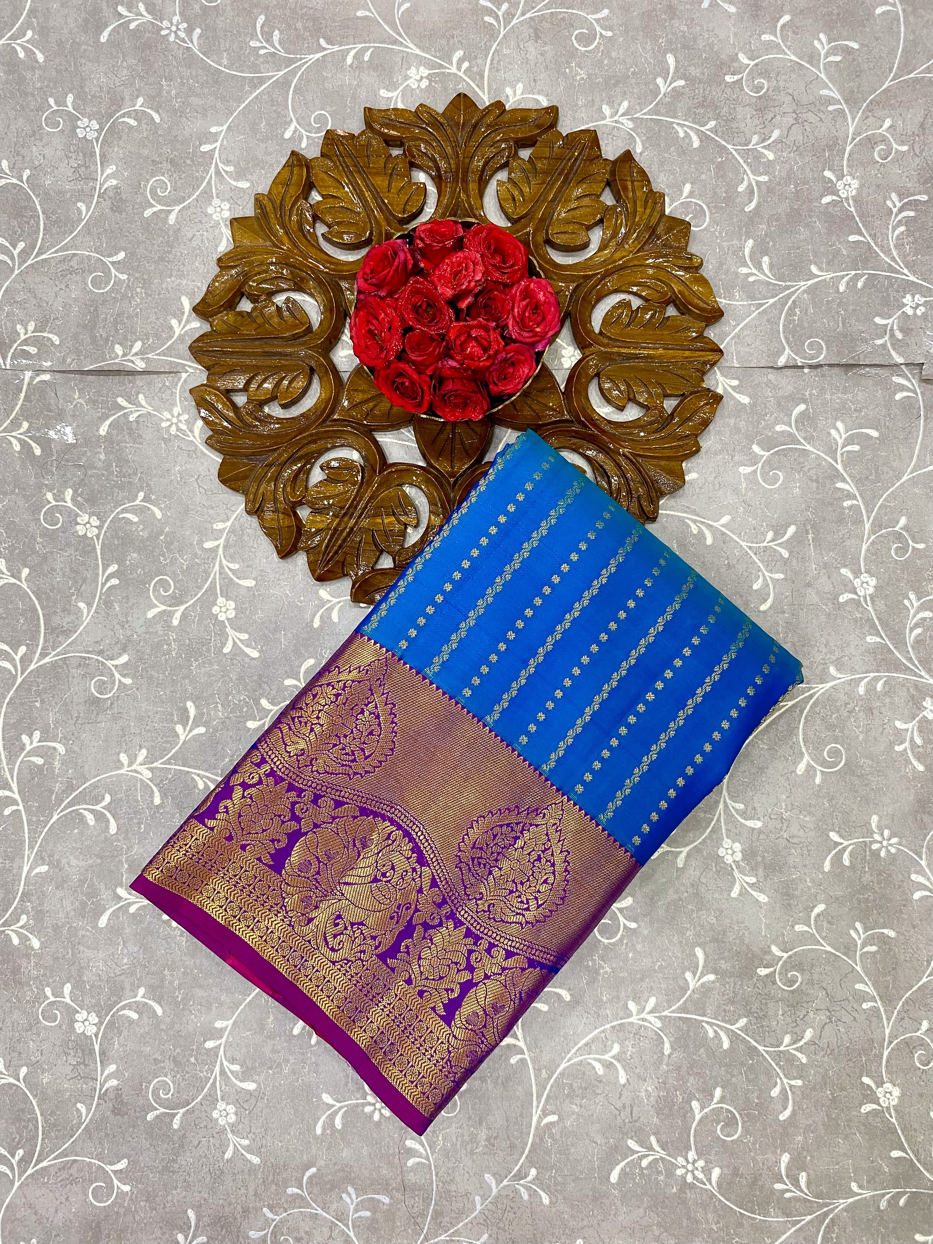 Blue Traditional Silk Saree With Pink Blouse & Buttas Pattern