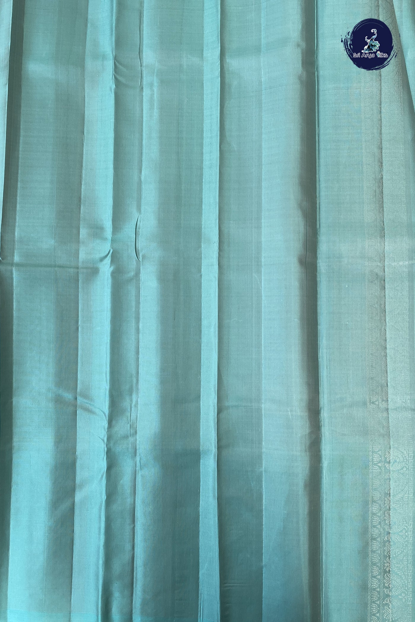 Light pink Soft Silk Saree With Thread Work Pattern