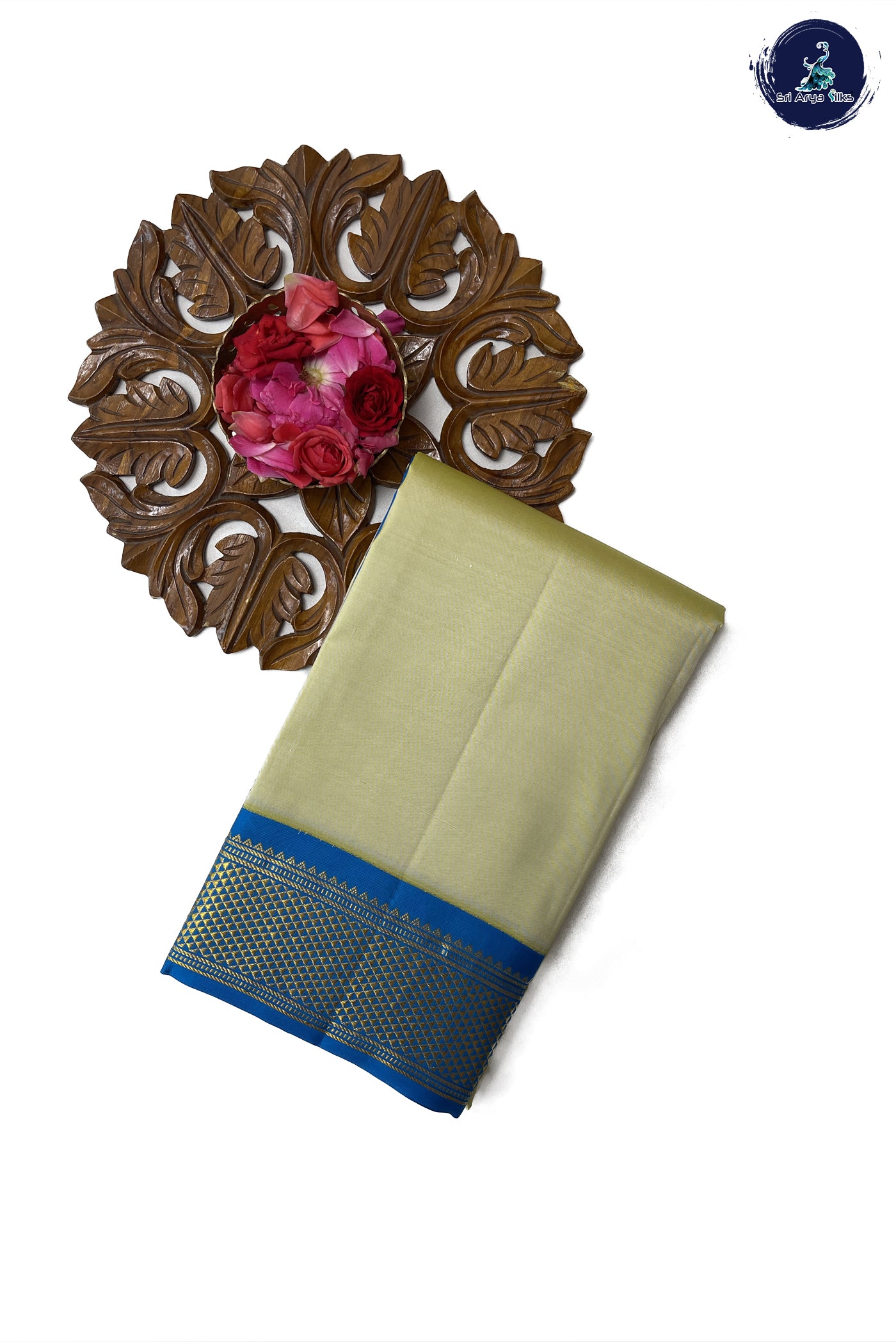 Creamish Yellow Traditional  Silk Saree With Plain Pattern