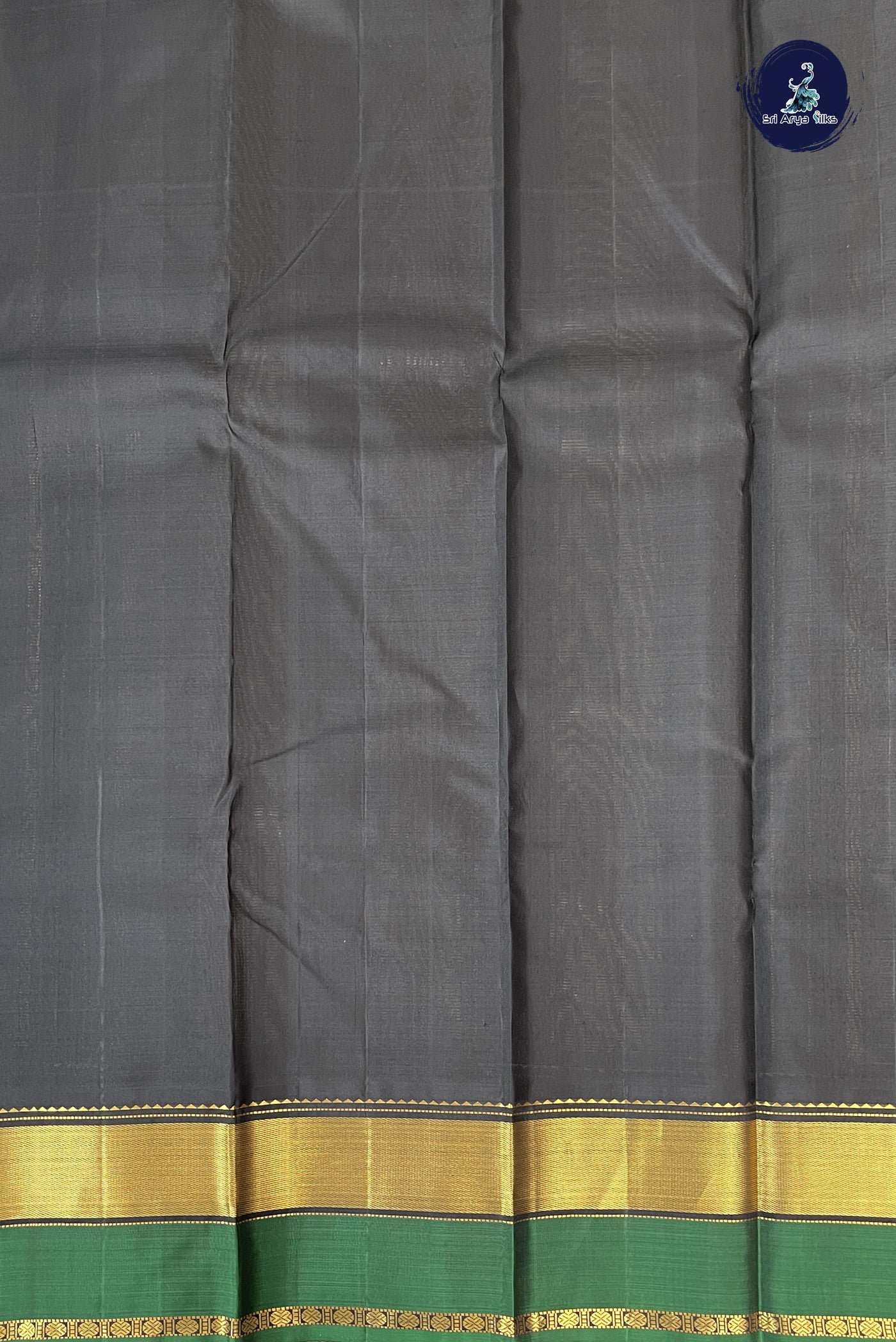 Grey Checked Saree With Checked Pattern