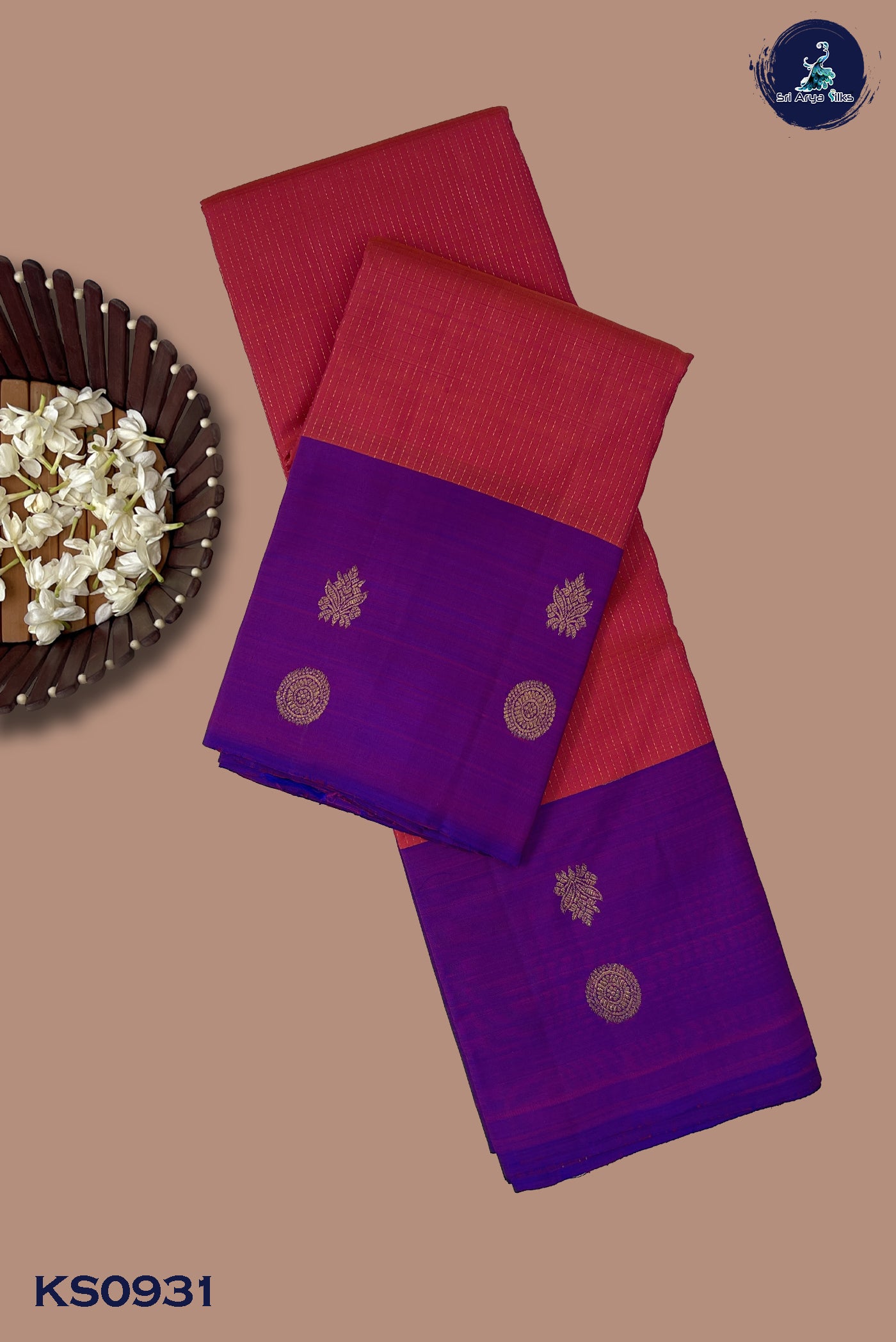 Dual Tone Pink Traditional Bridal Silk Saree With Stripes Pattern