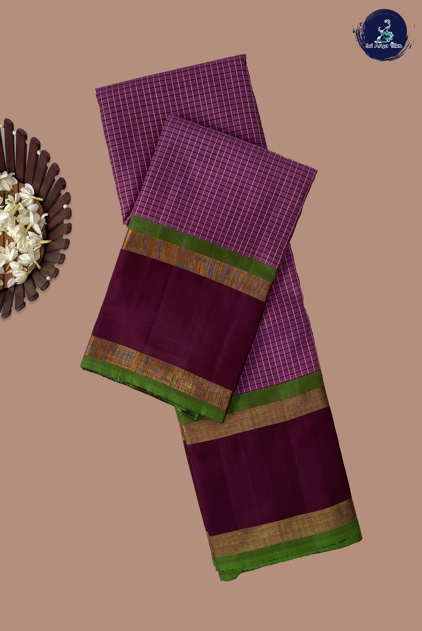 Burgundy Checked Saree With Checked Pattern