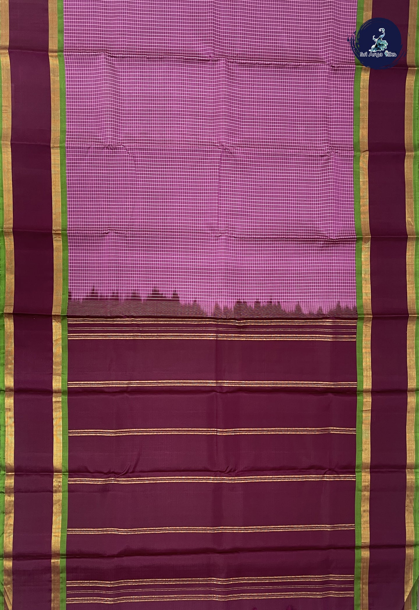 Burgundy Checked Saree With Checked Pattern