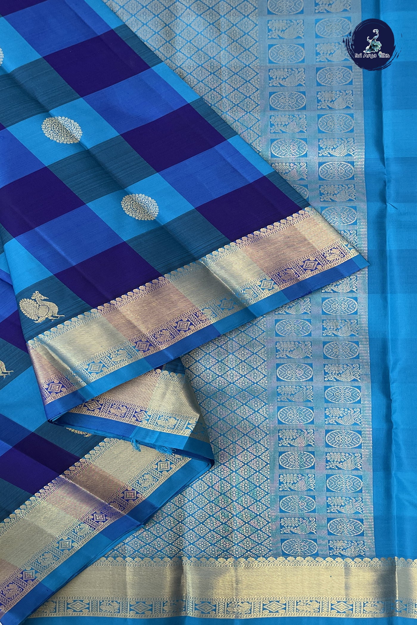 Multi Colour Checked Saree With Checked Pattern