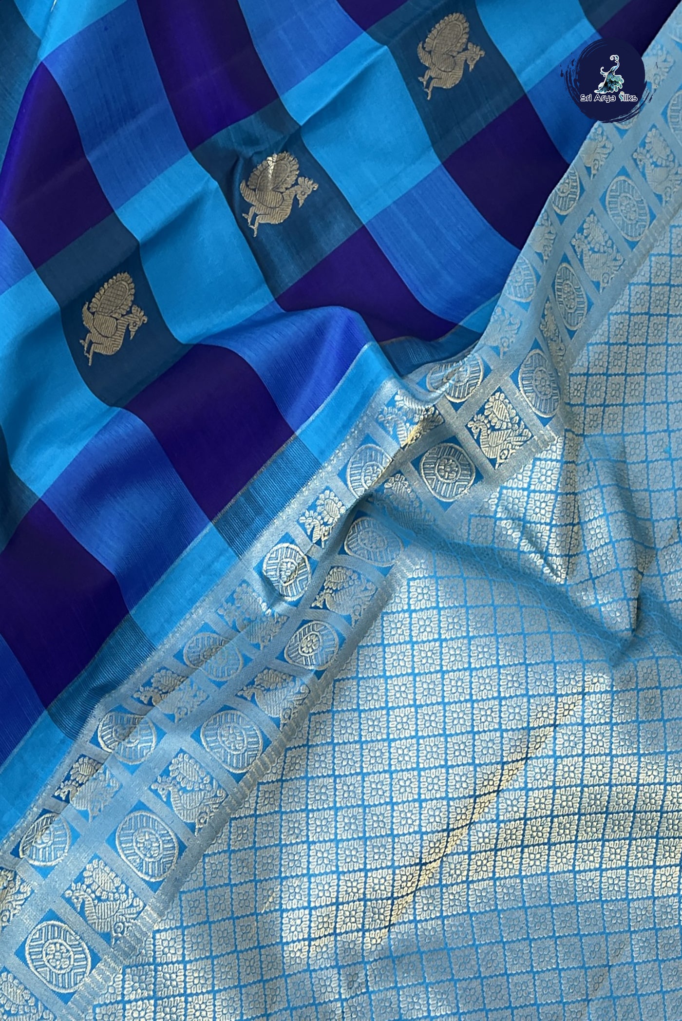 Multi Colour Checked Saree With Checked Pattern