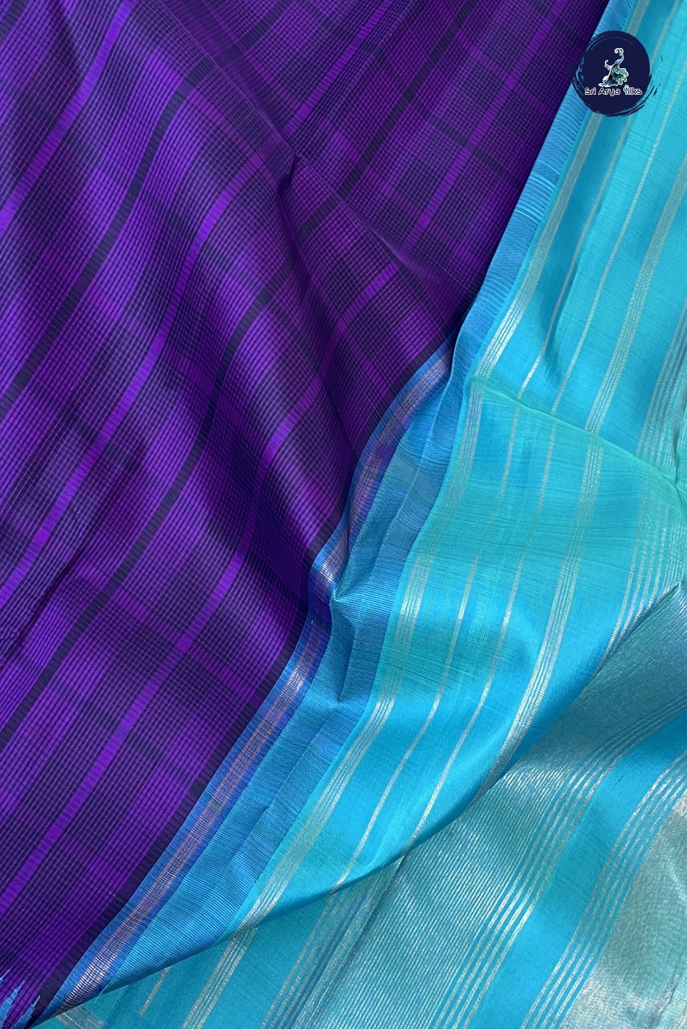 Dark Brinjal Checked Saree With Checked Pattern