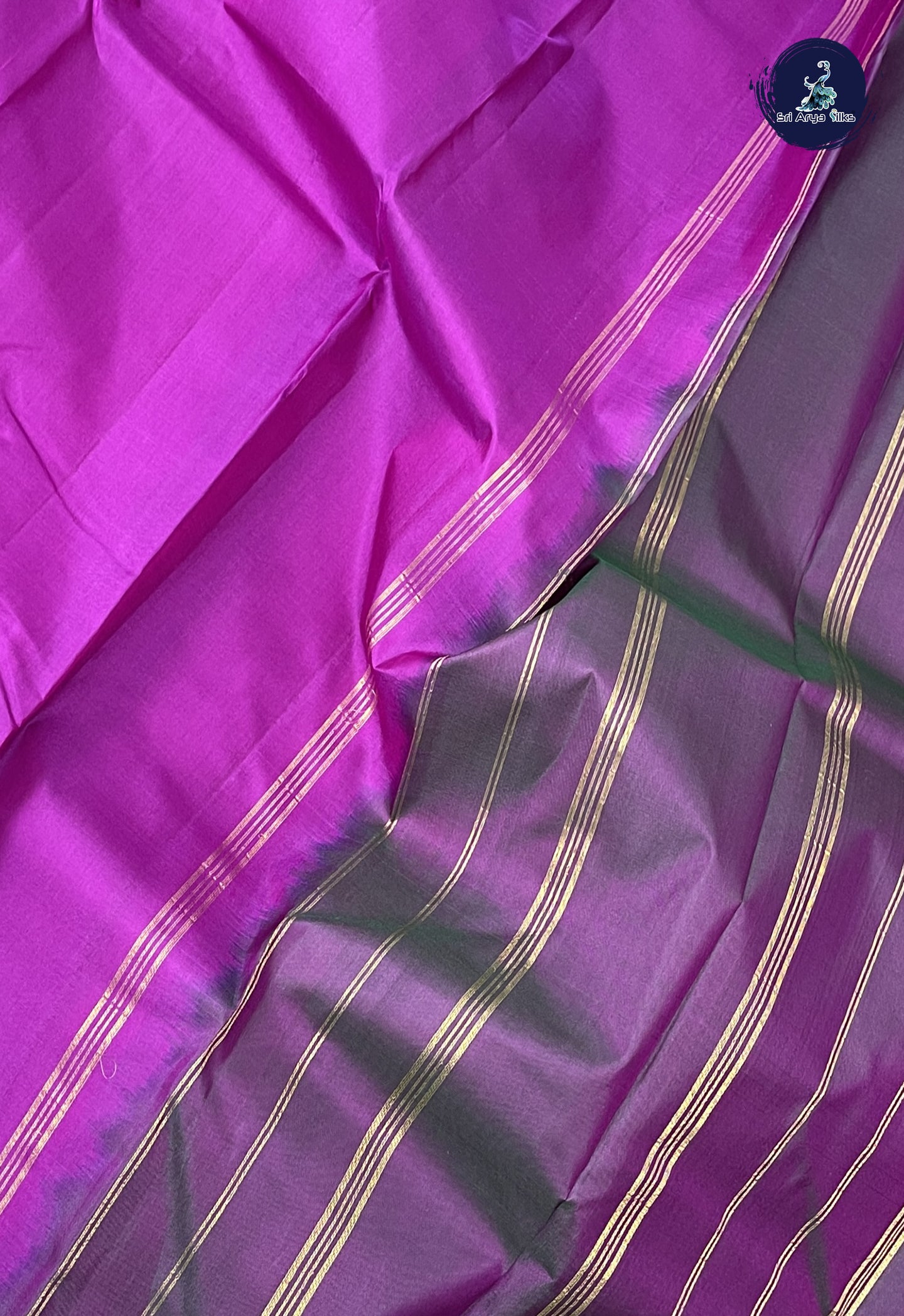 Purple Traditional Silk Saree With Plain Pattern