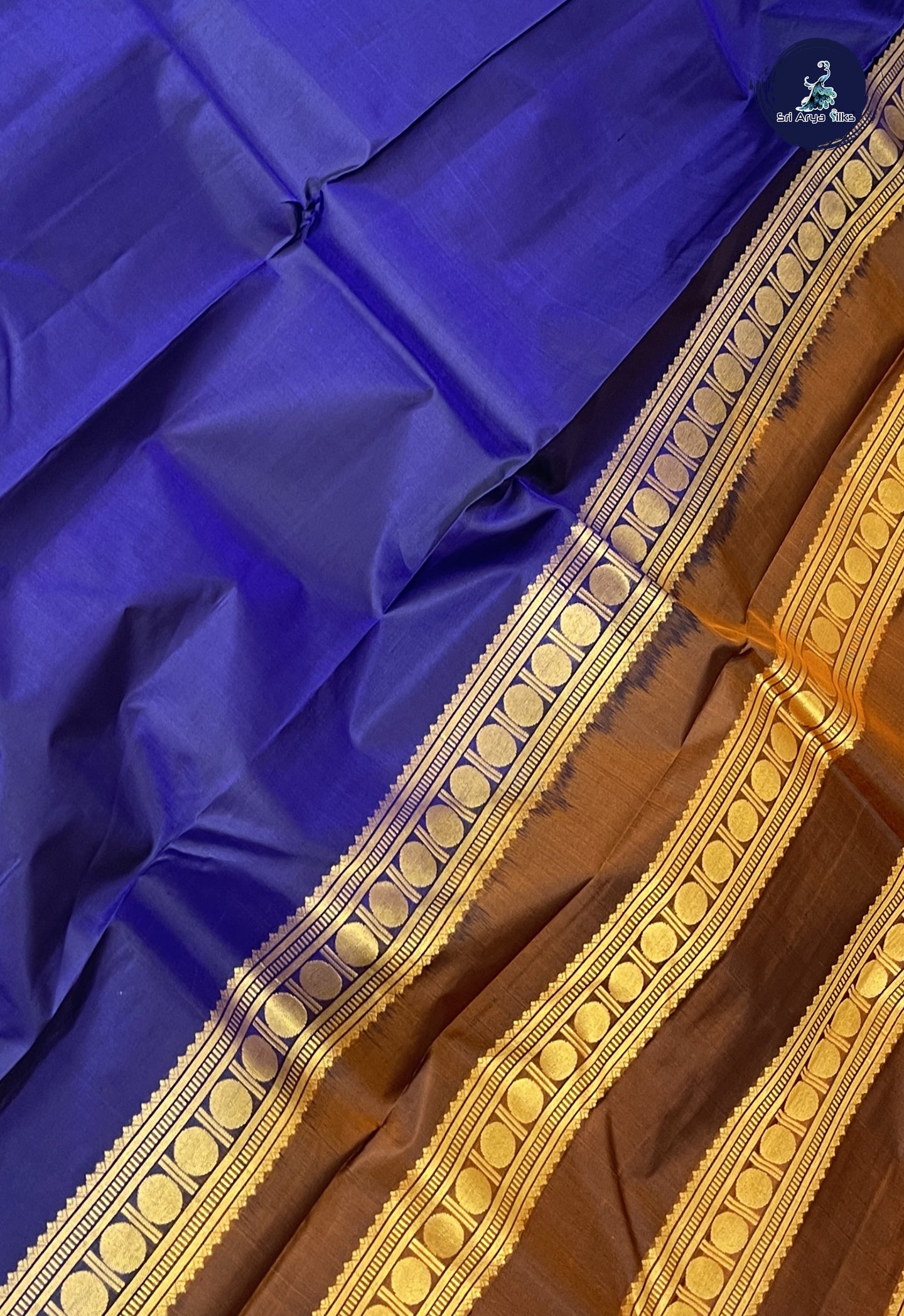 Ink Blue Traditional Silk Saree With Plain Pattern