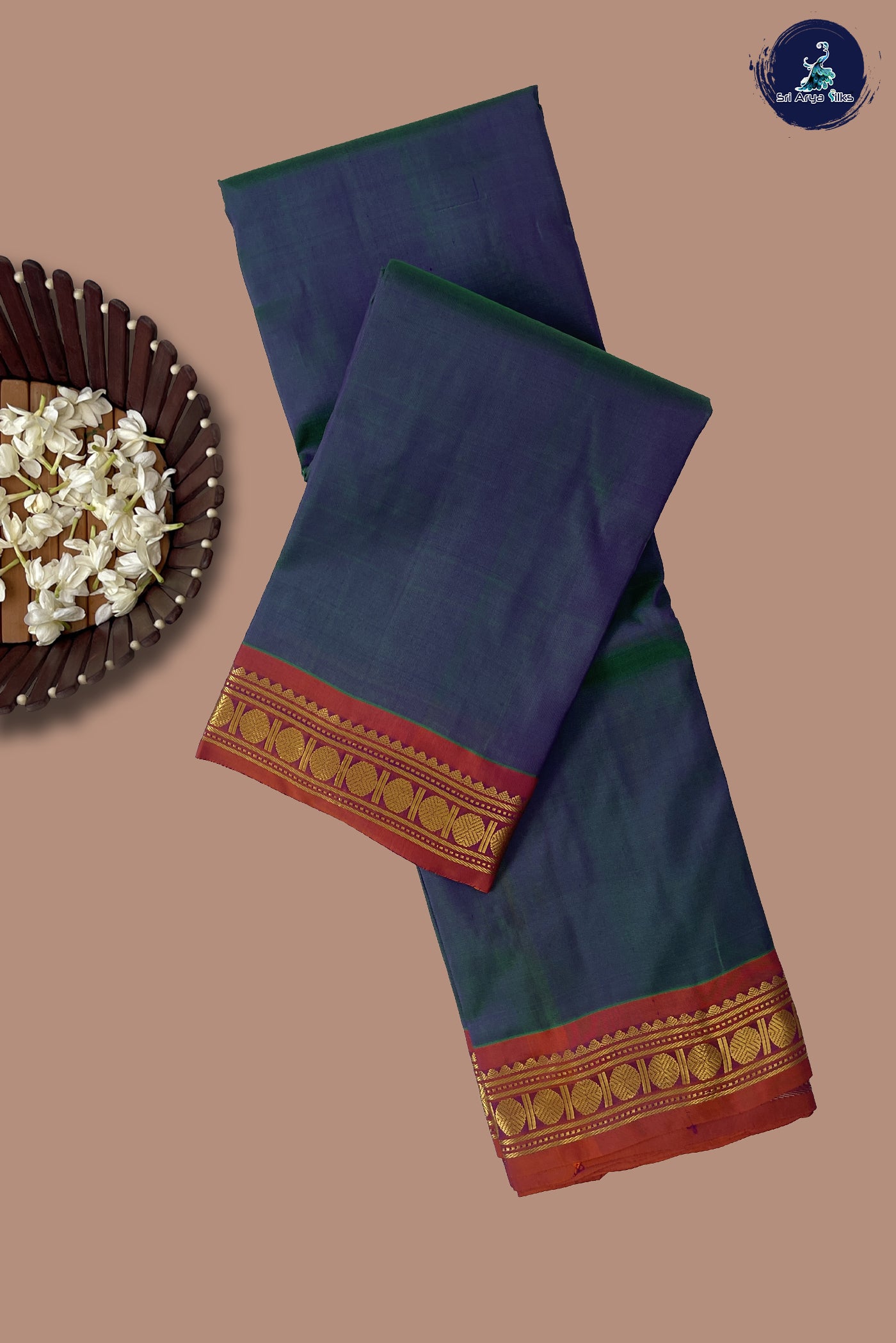 Dual Tone Blue Traditional Silk Saree With Plain Pattern