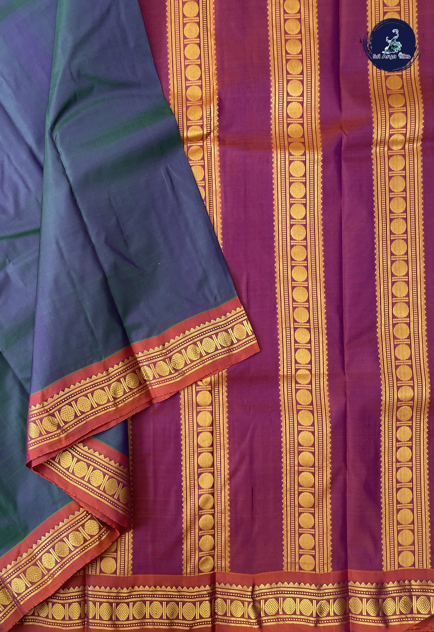 Dual Tone Blue Traditional Silk Saree With Plain Pattern