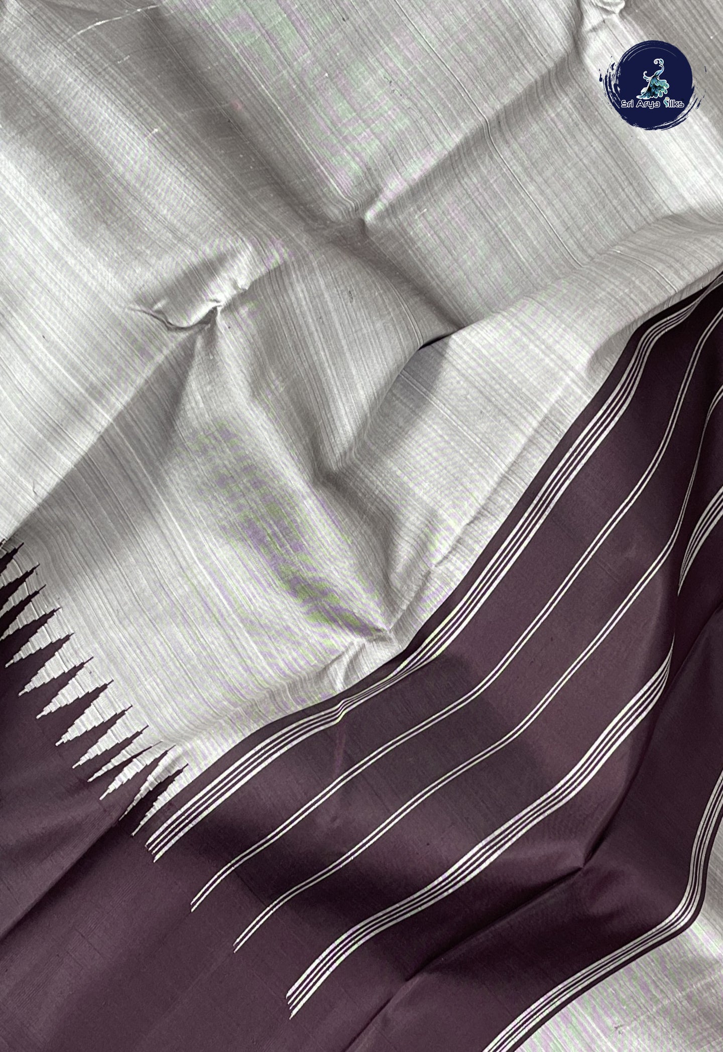Silver Grey Korvai Contrast Silk Saree With Plain Pattern