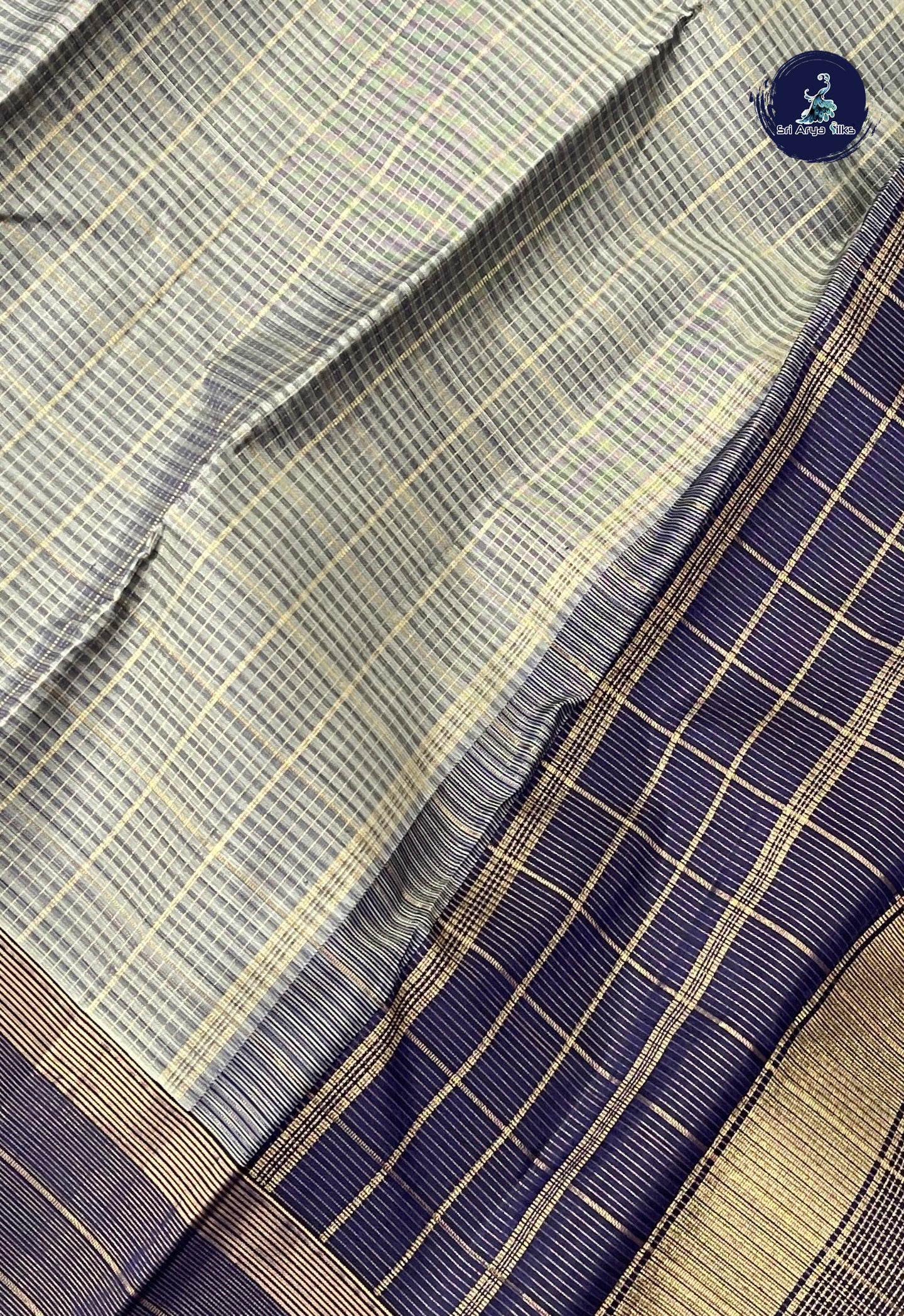 Military Green Checked Saree With Zari Checked Pattern