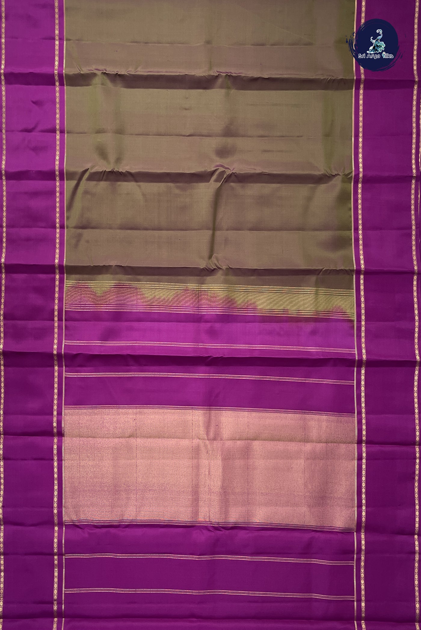 Dual Tone Green Korvai Contrast Silk Saree With Plain Pattern