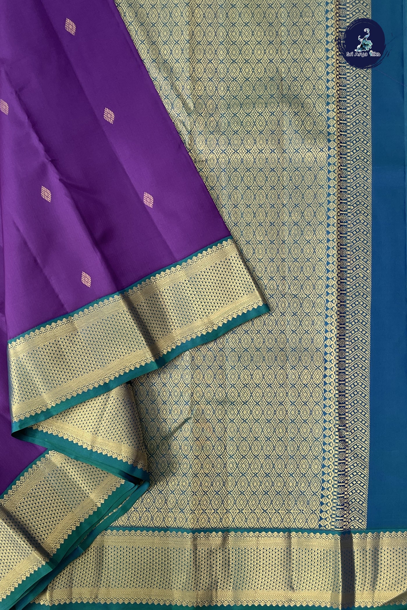 Jamun Korvai Contrast Silk Saree With Zari Buttas Pattern