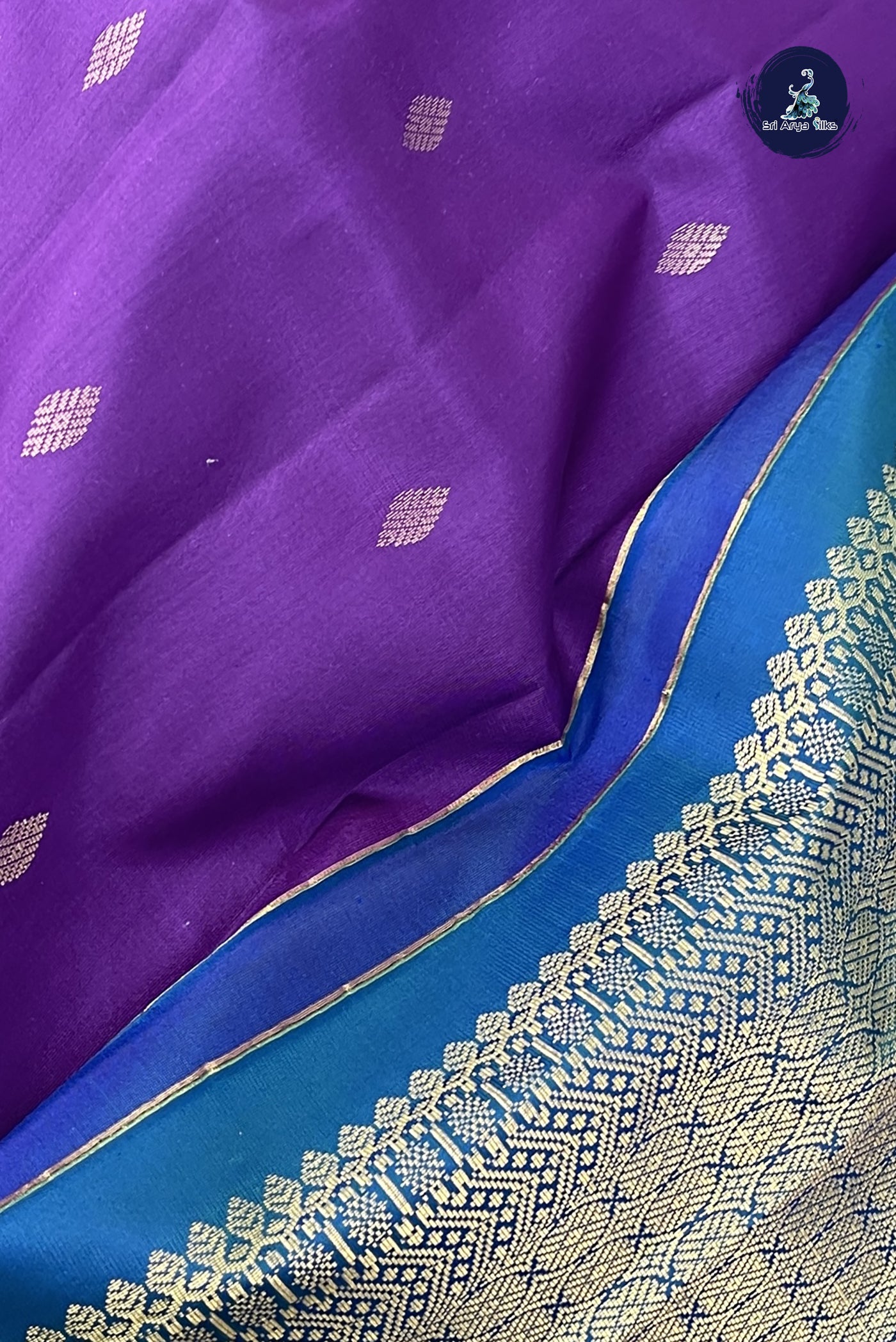 Jamun Korvai Contrast Silk Saree With Zari Buttas Pattern