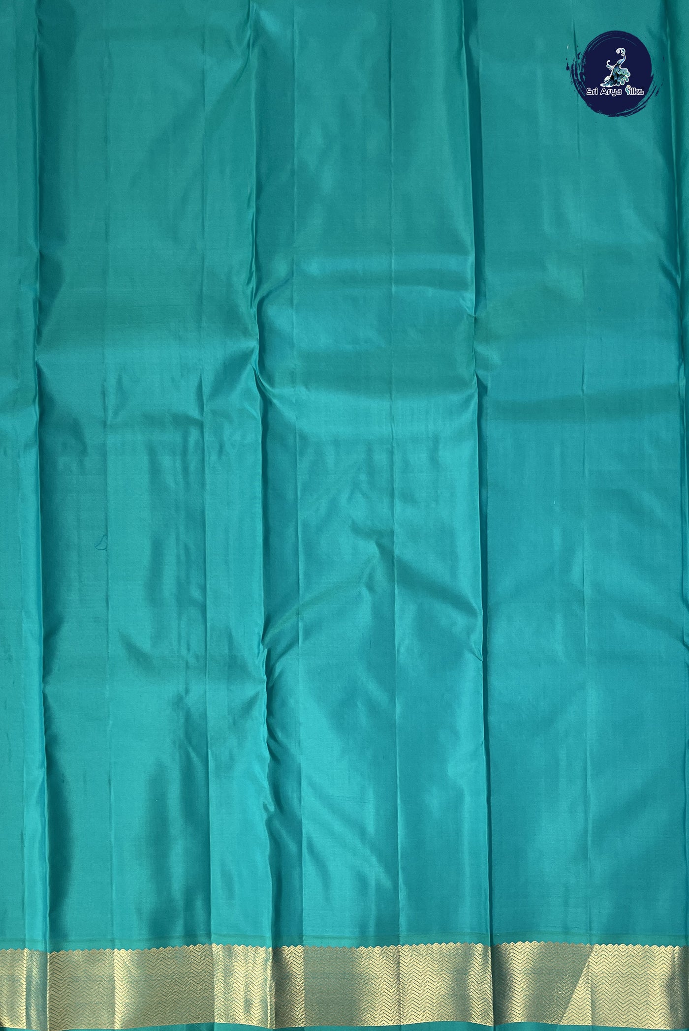 Dual Tone Green Korvai Contrast Silk Saree With Zari Buttas Pattern