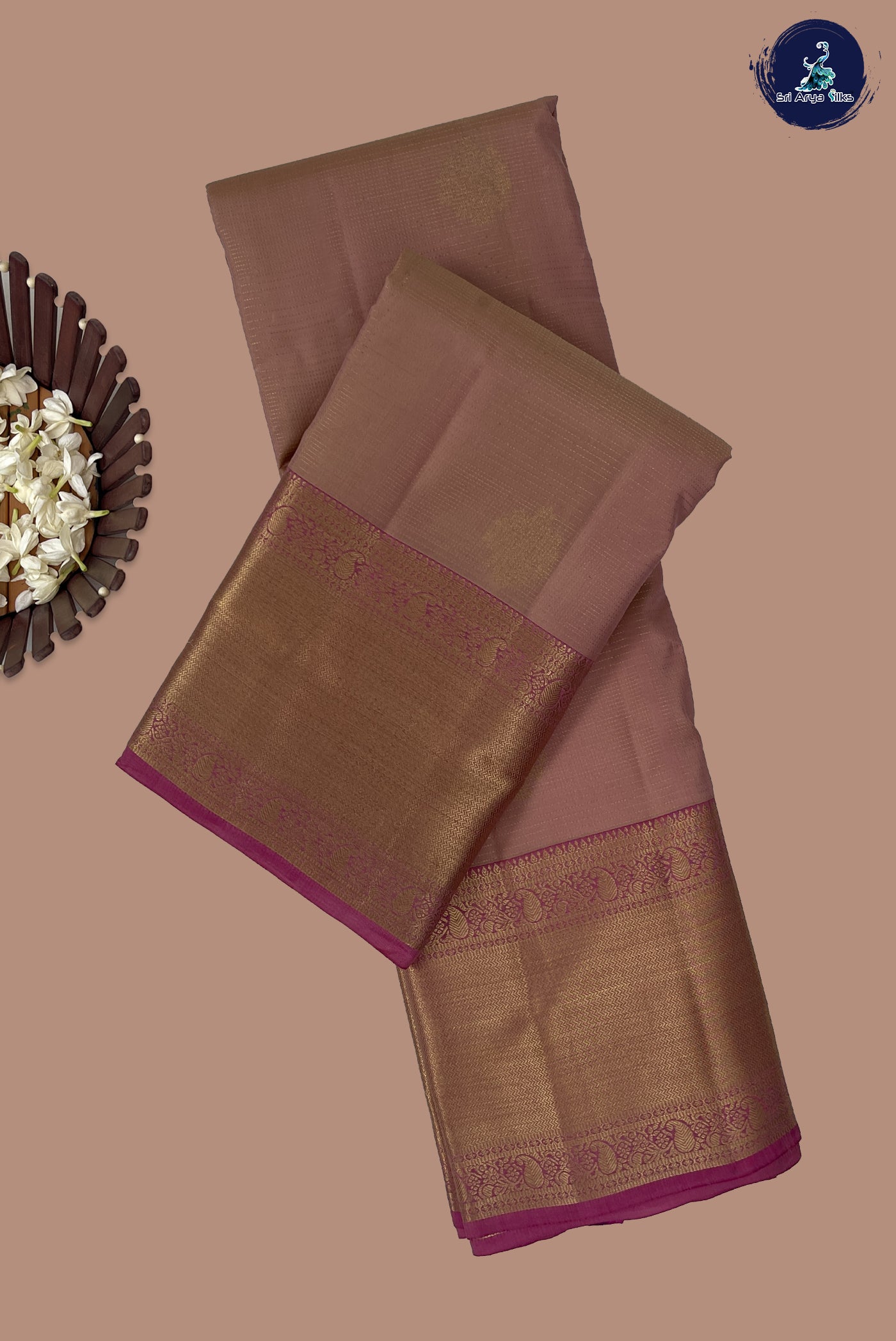 Peach Pink Traditional Silk Saree With Vaira Oosi Pattern