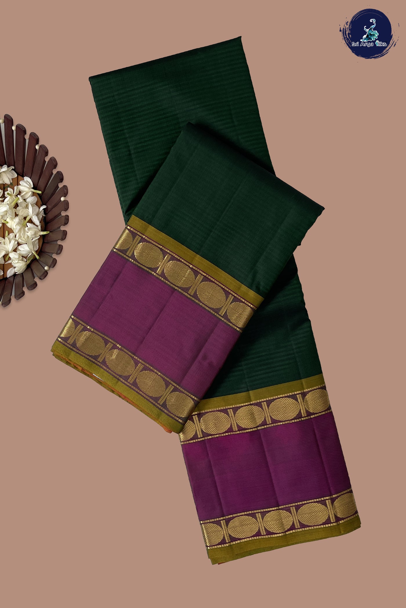 Bottle Green Light Weight Silk Saree With Doria Lines Pattern