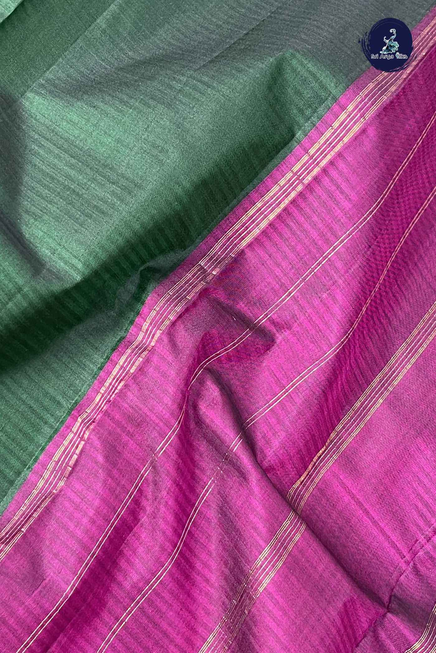 Bottle Green Light Weight Silk Saree With Doria Lines Pattern