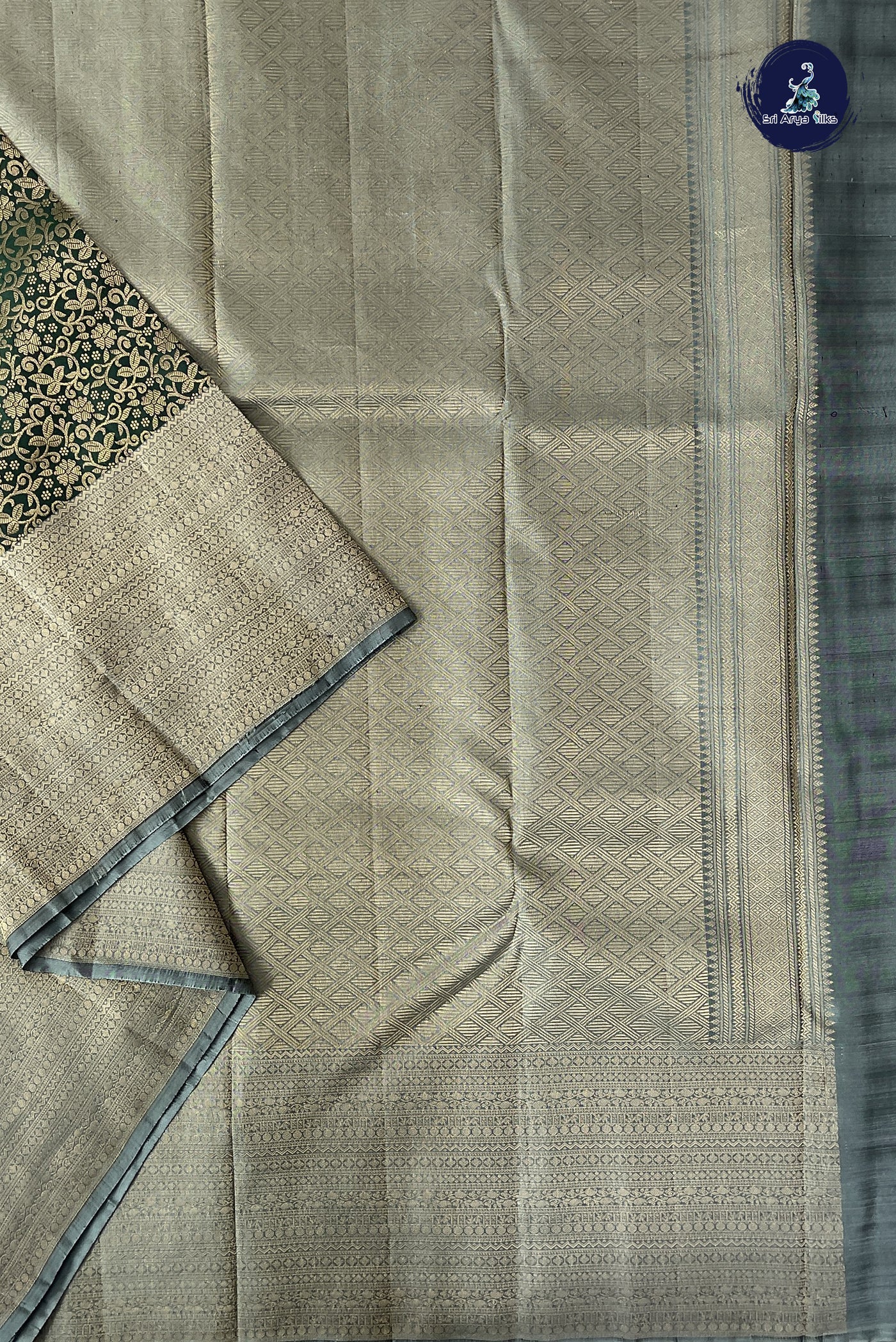Dark Green Half Pure Silk Saree With Jacquard Pattern