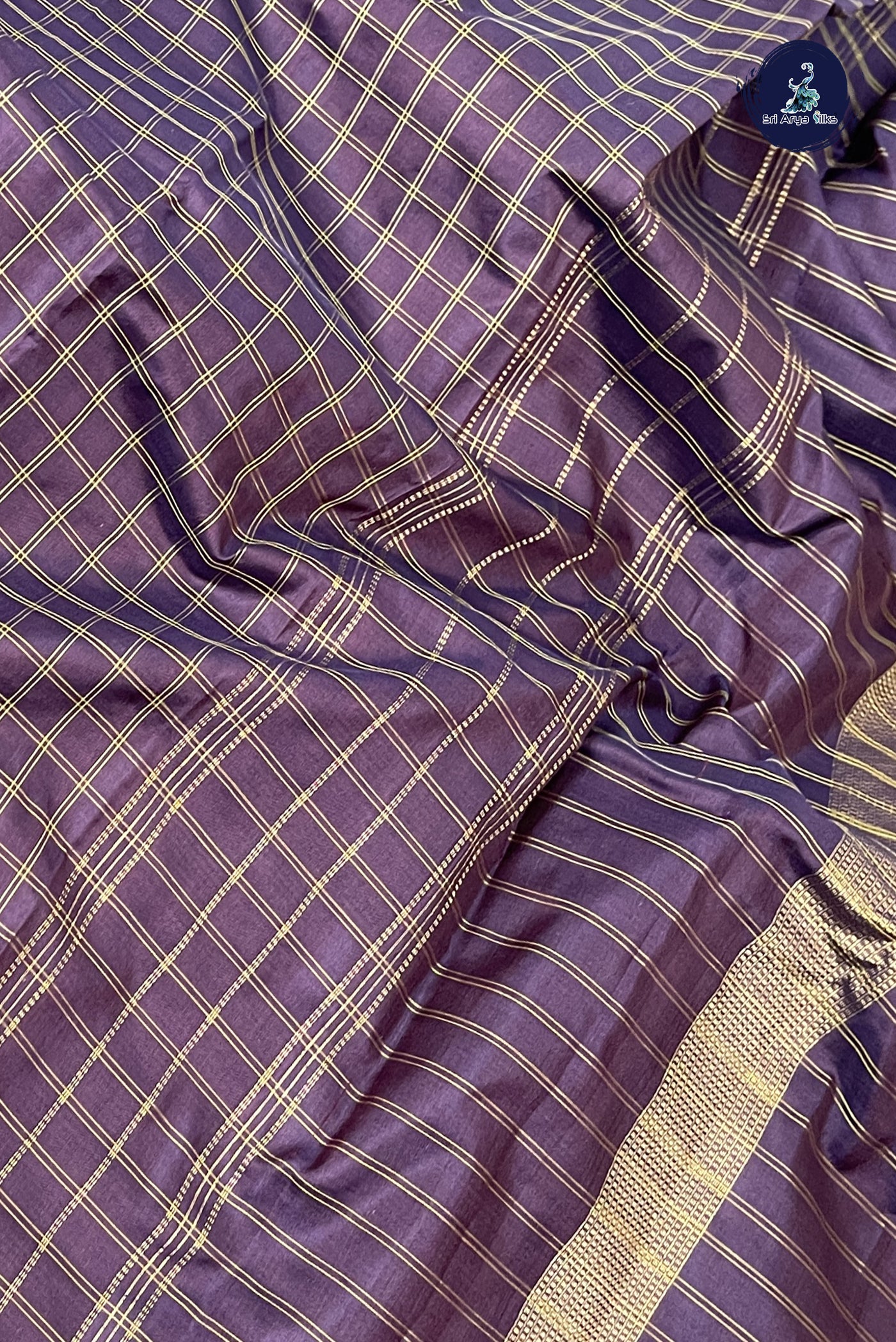 Brown Light Weight Silk Saree With Checked Pattern