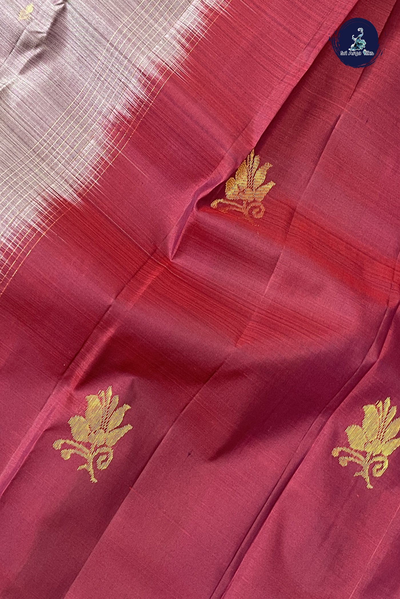 Snuf Light Weight Silk Saree With Zari Buttas Pattern