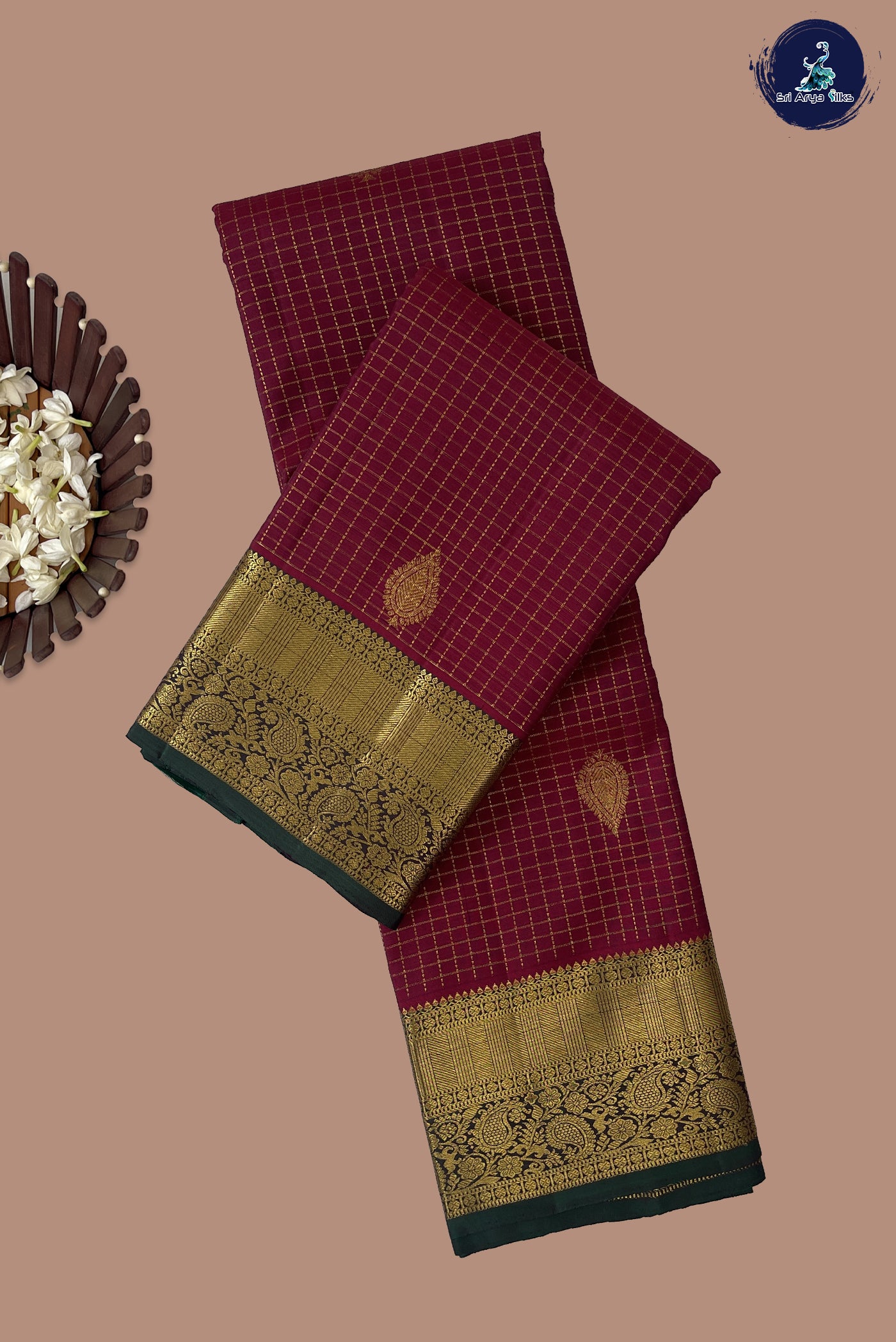 Arakku Korvai Contrast Silk Saree With Zari Checked Pattern