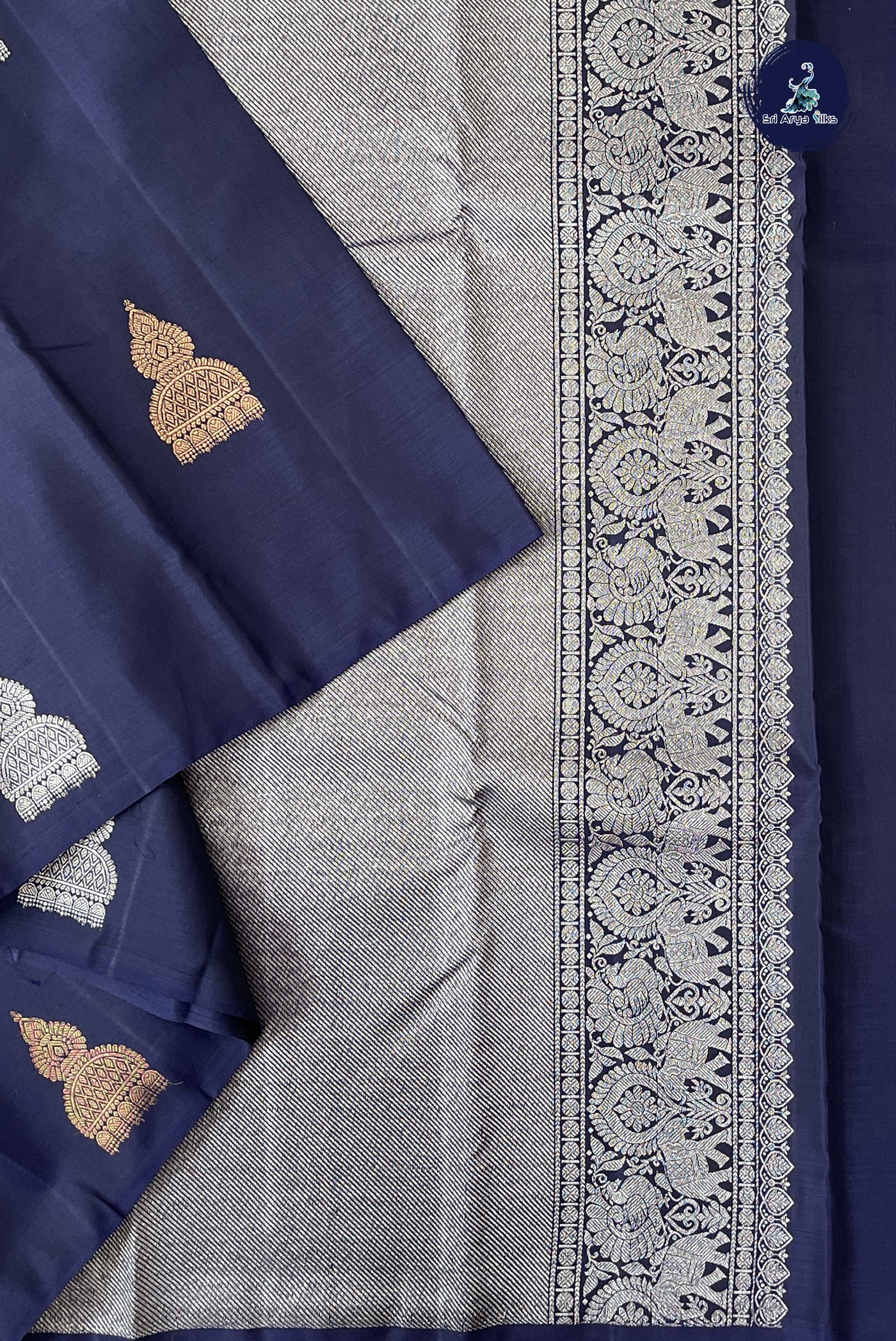 Grey Half and Half Checked Silk Saree With Half And Half Pattern