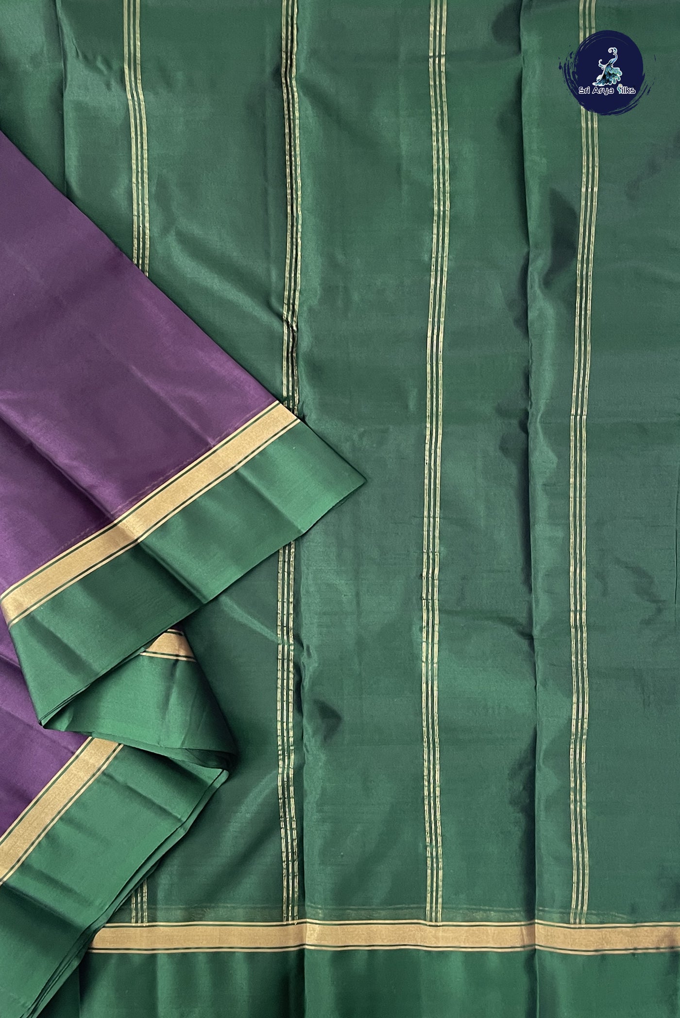 Jamun Light Weight Silk Saree With Plain Pattern