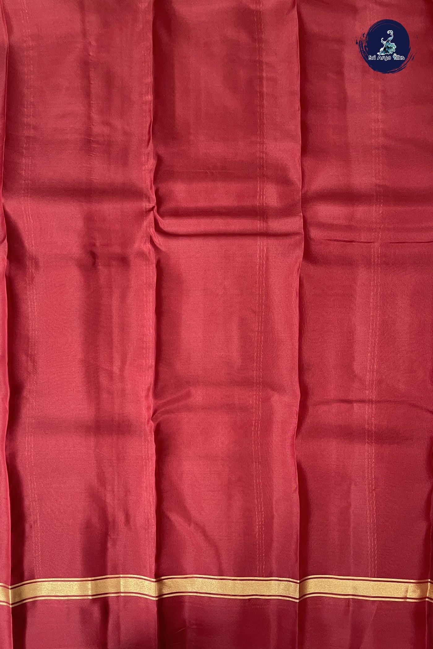 Dual Tone Green Light Weight Silk Saree With Plain Pattern