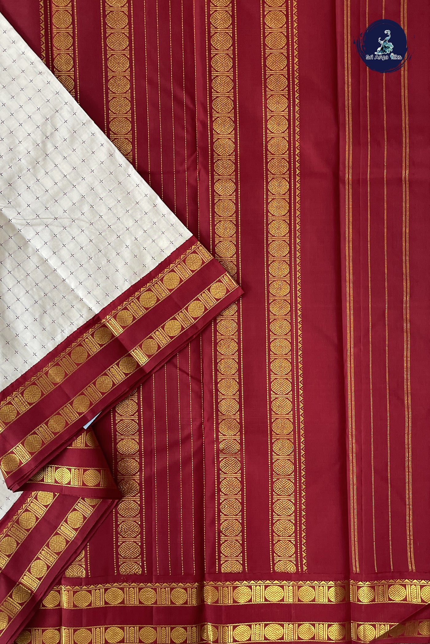 Off White Korvai Contrast Silk Saree With Buttas Pattern