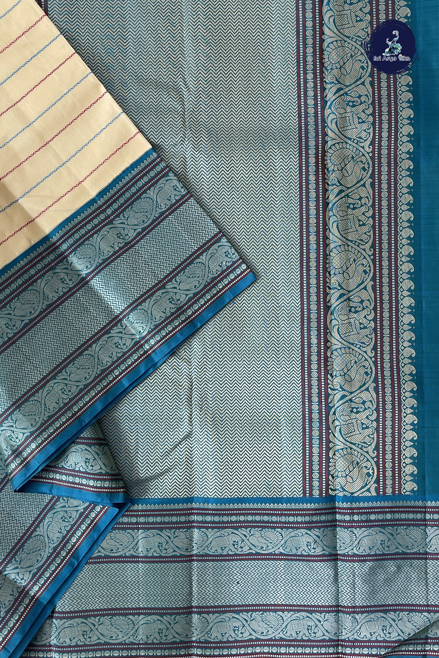 Off White Korvai Contrast Silk Saree With Veldhari Stripes Pattern